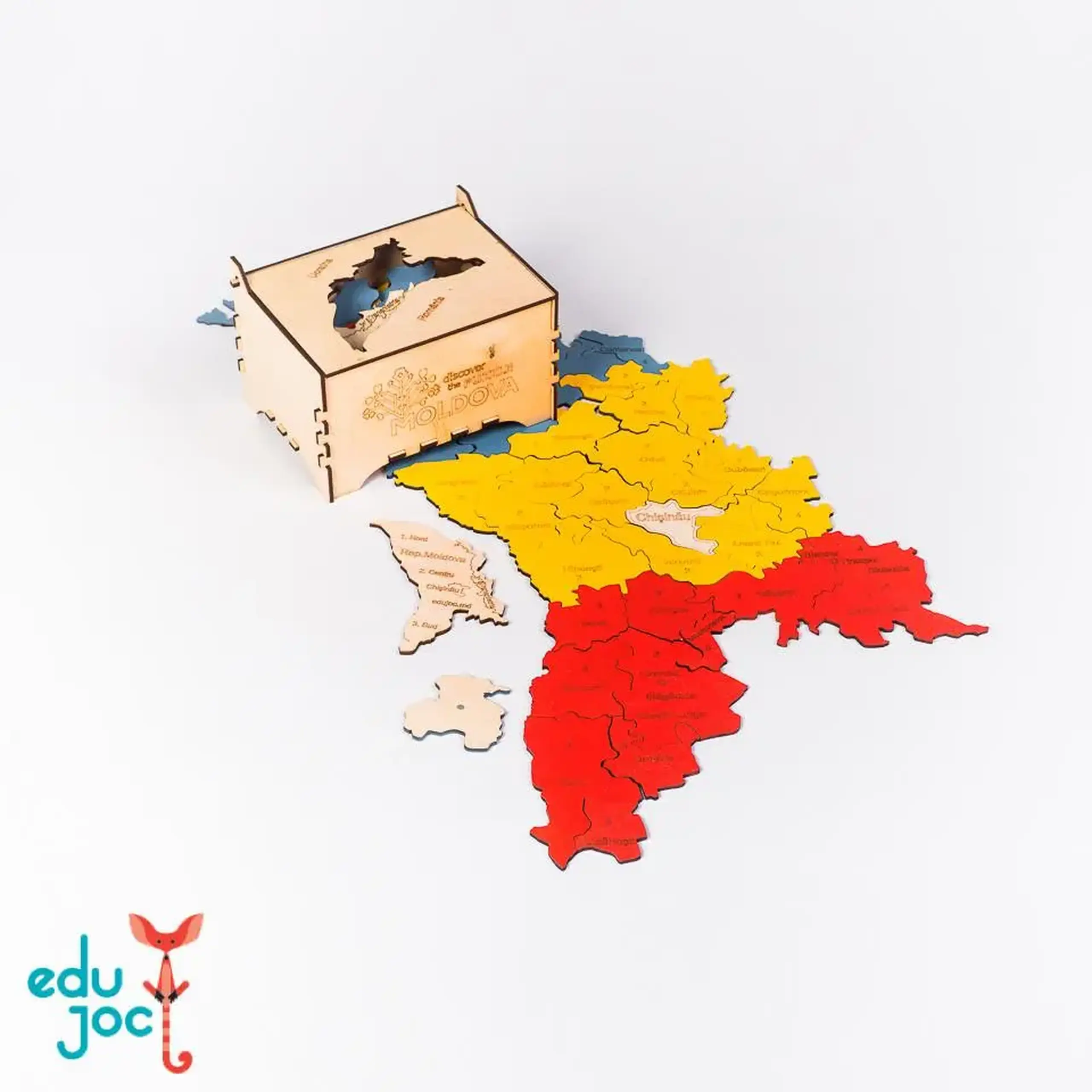 Puzzle Harta R. Moldova color cu magnet