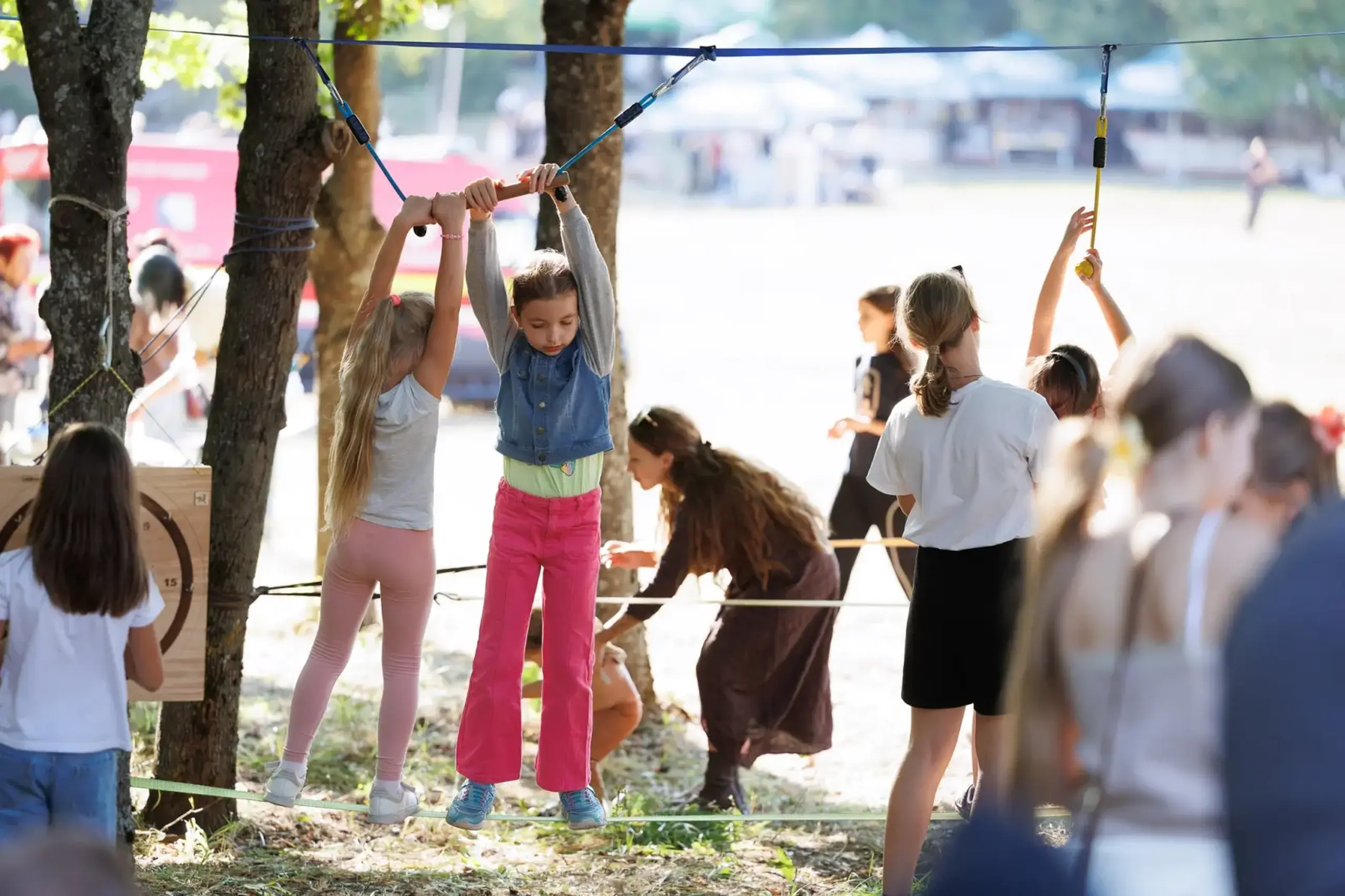 Set de aventură - tiroliana & slack line
