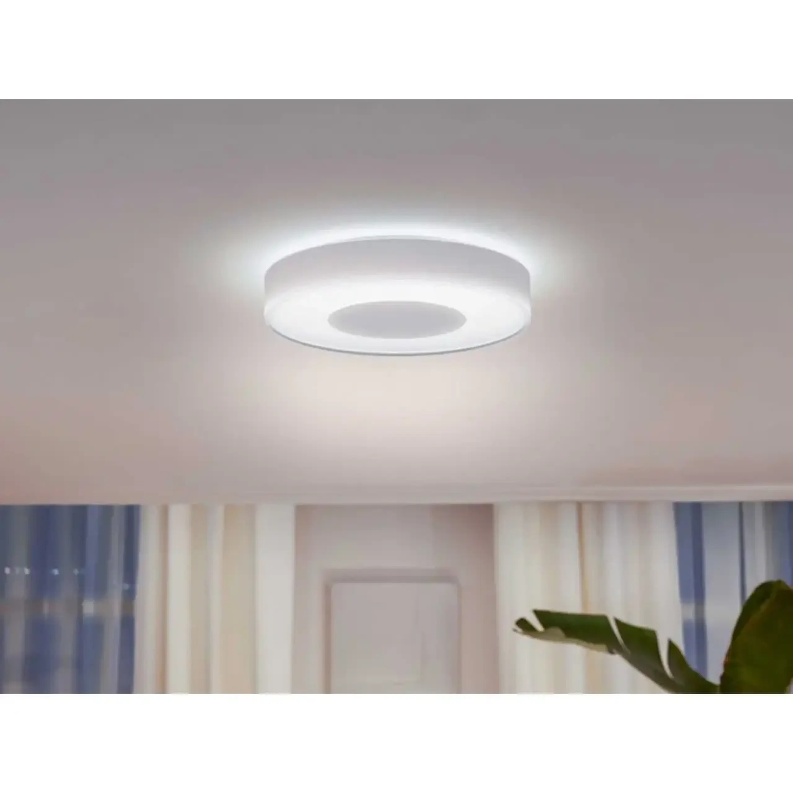 Plafoniera LED RGB inteligenta Philips Hue Infuse, Bluetooth, 52.5W, 3700 lm, lumina alba si colorata (2000-6500K), 42.5cm, Alb
