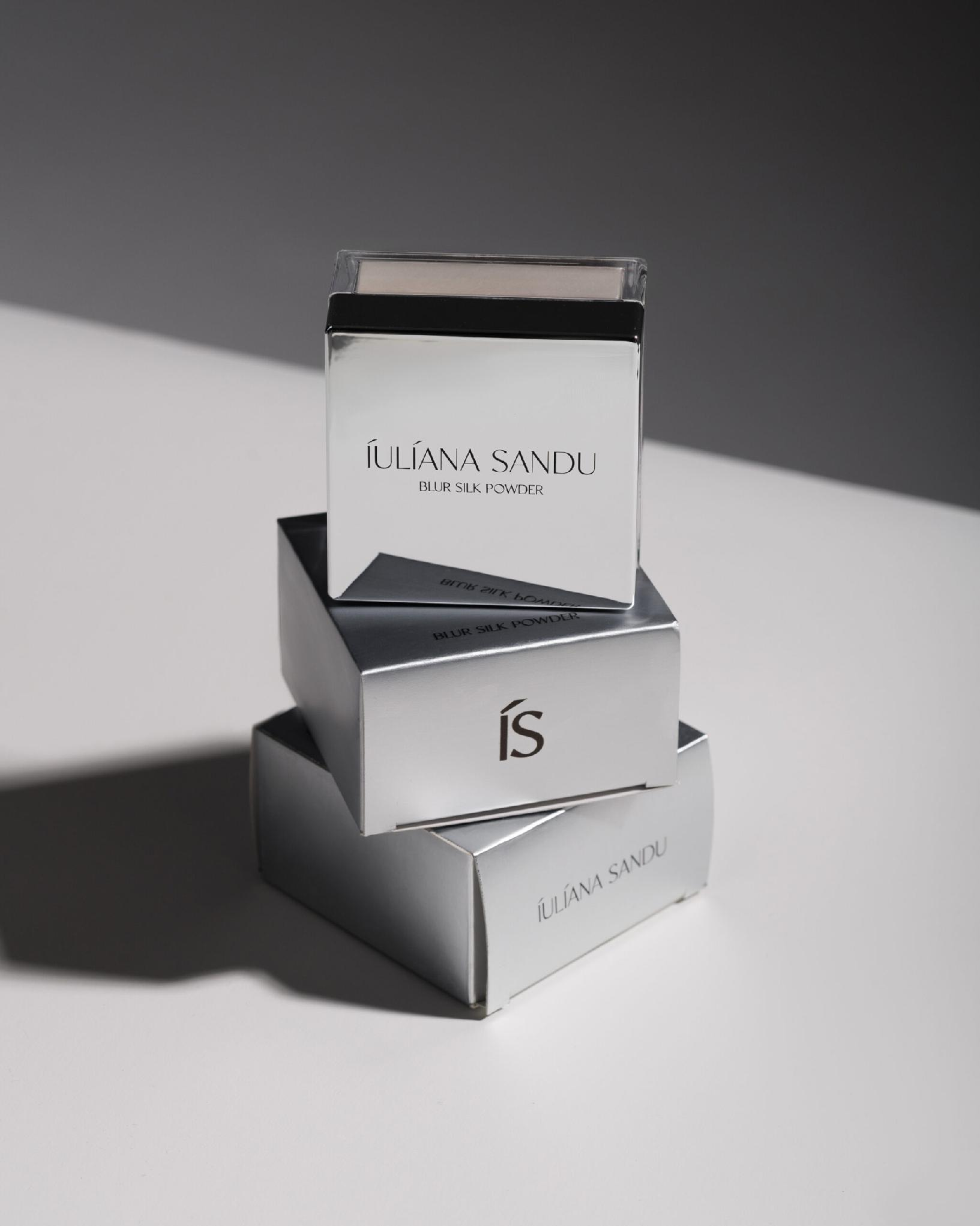 Blur Silk Powder