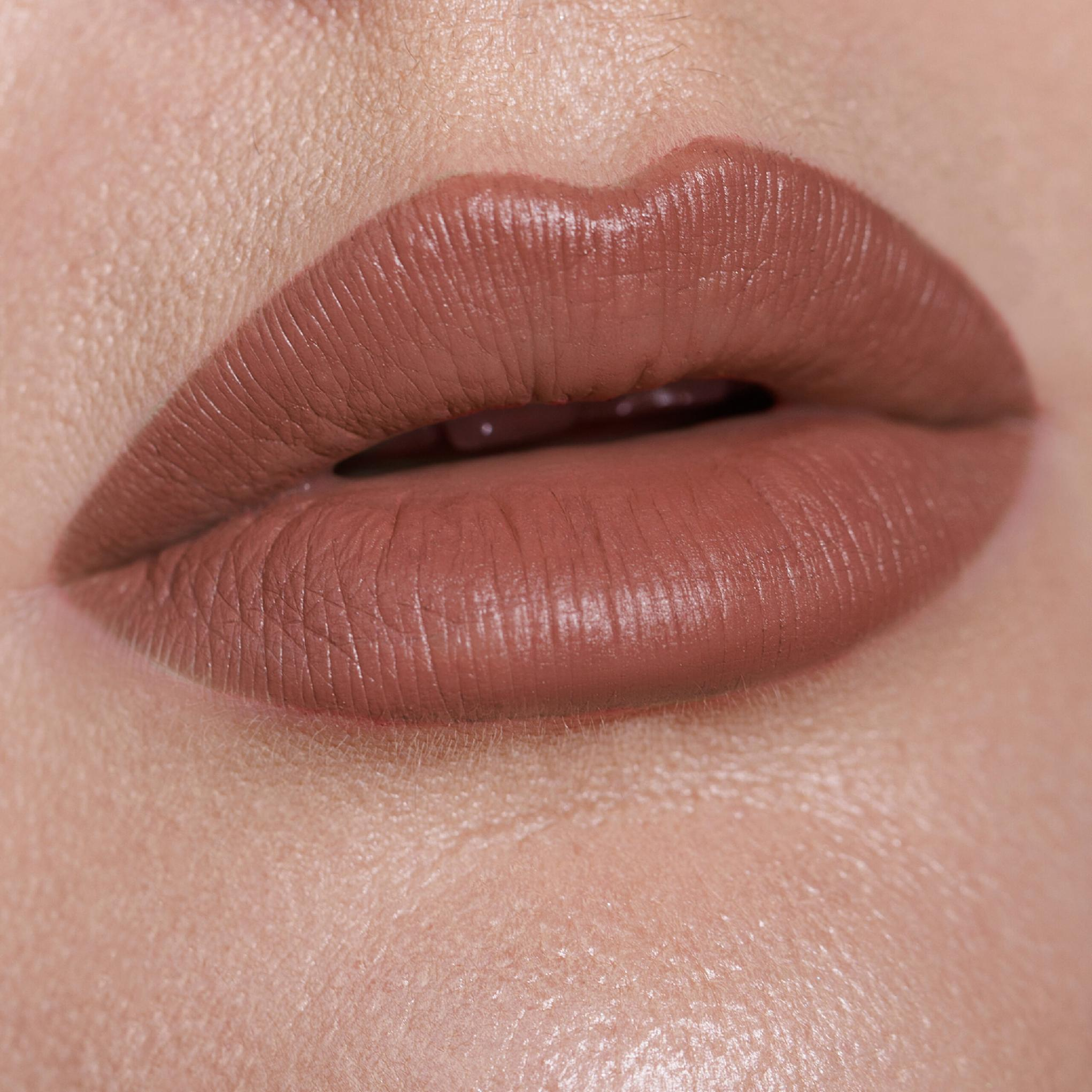 Color Mojo Lip Liner