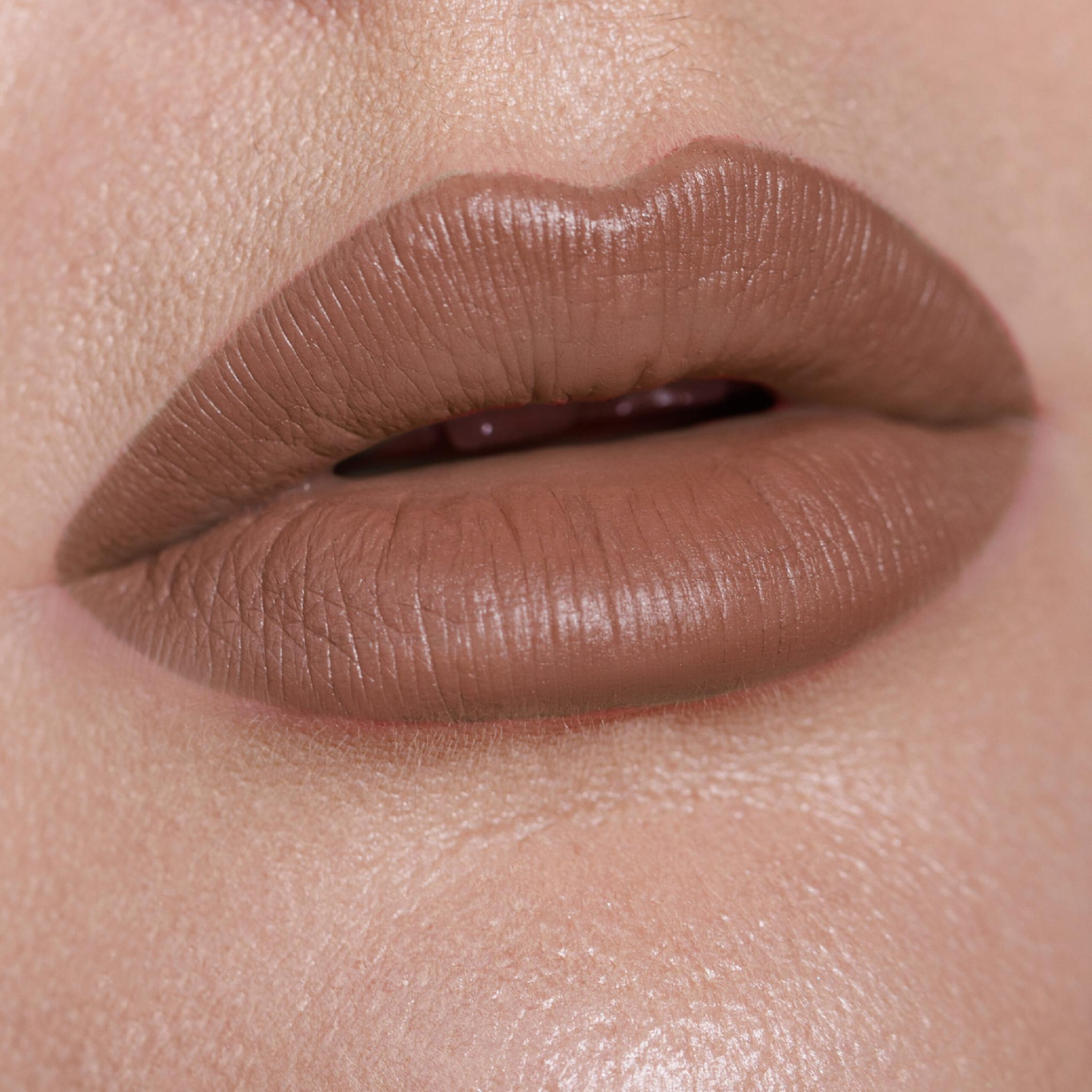 Color Prosecco Lip Liner