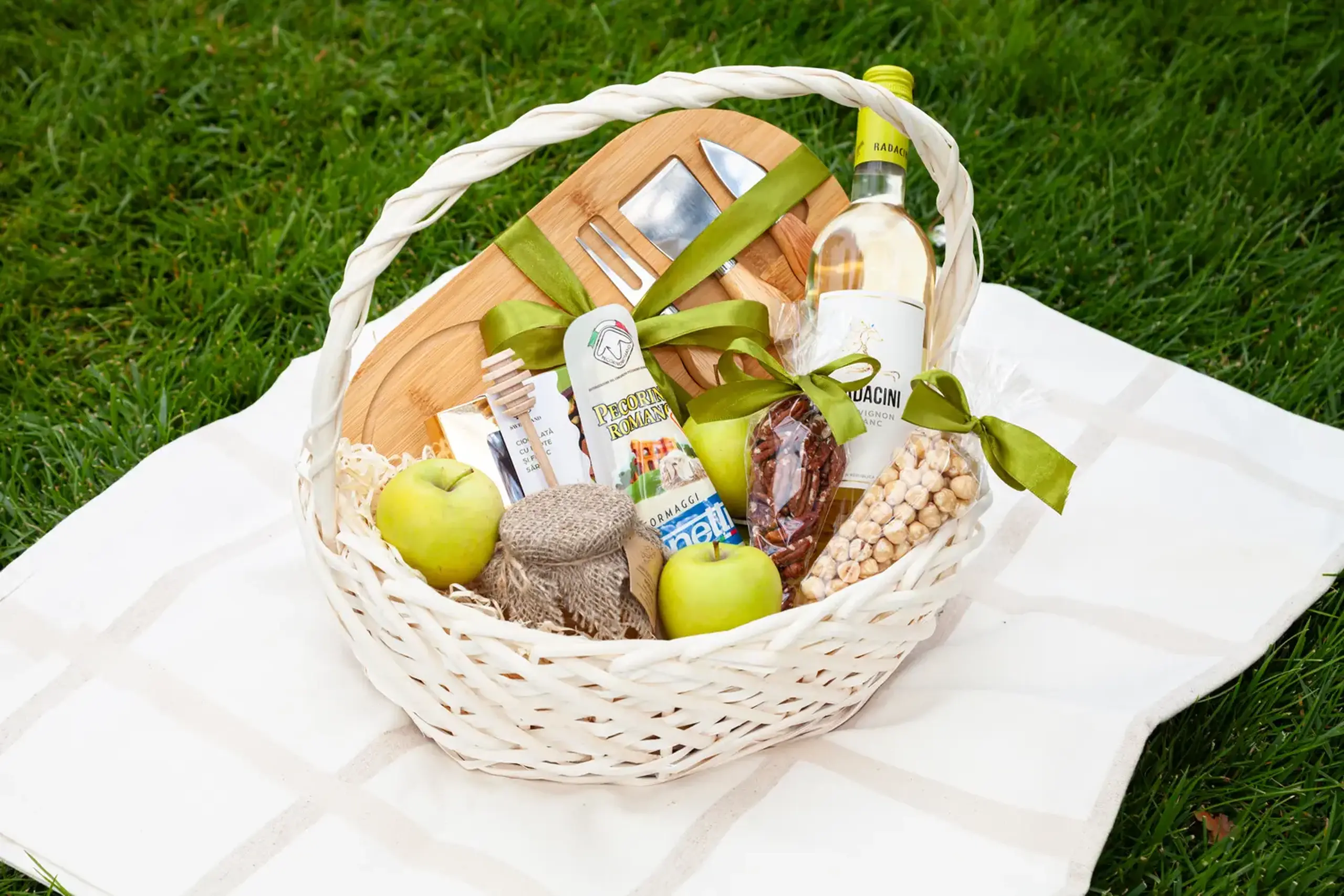 Set - cadou „Picnic la margine de drum”
