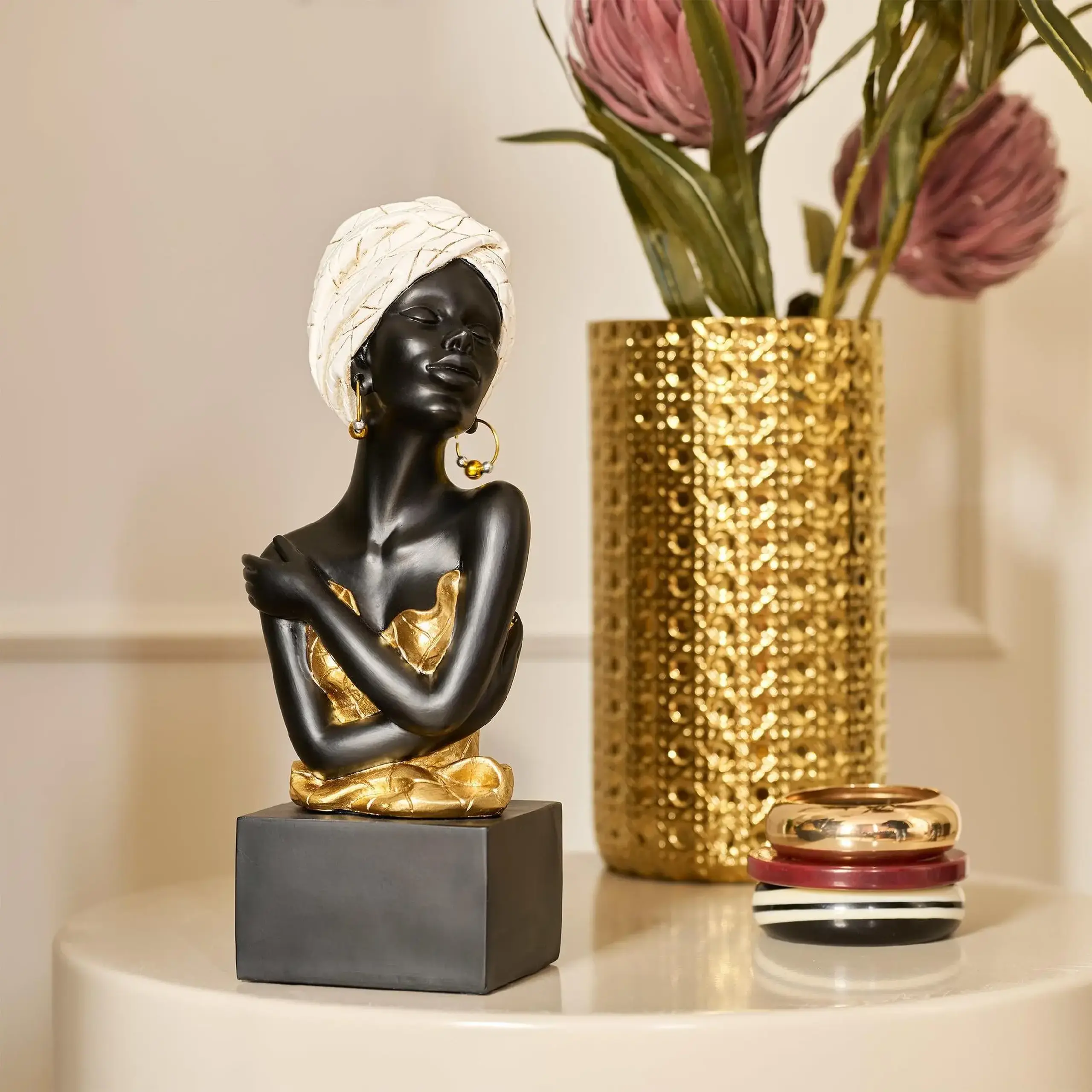 Figurină decorativă FEMME
