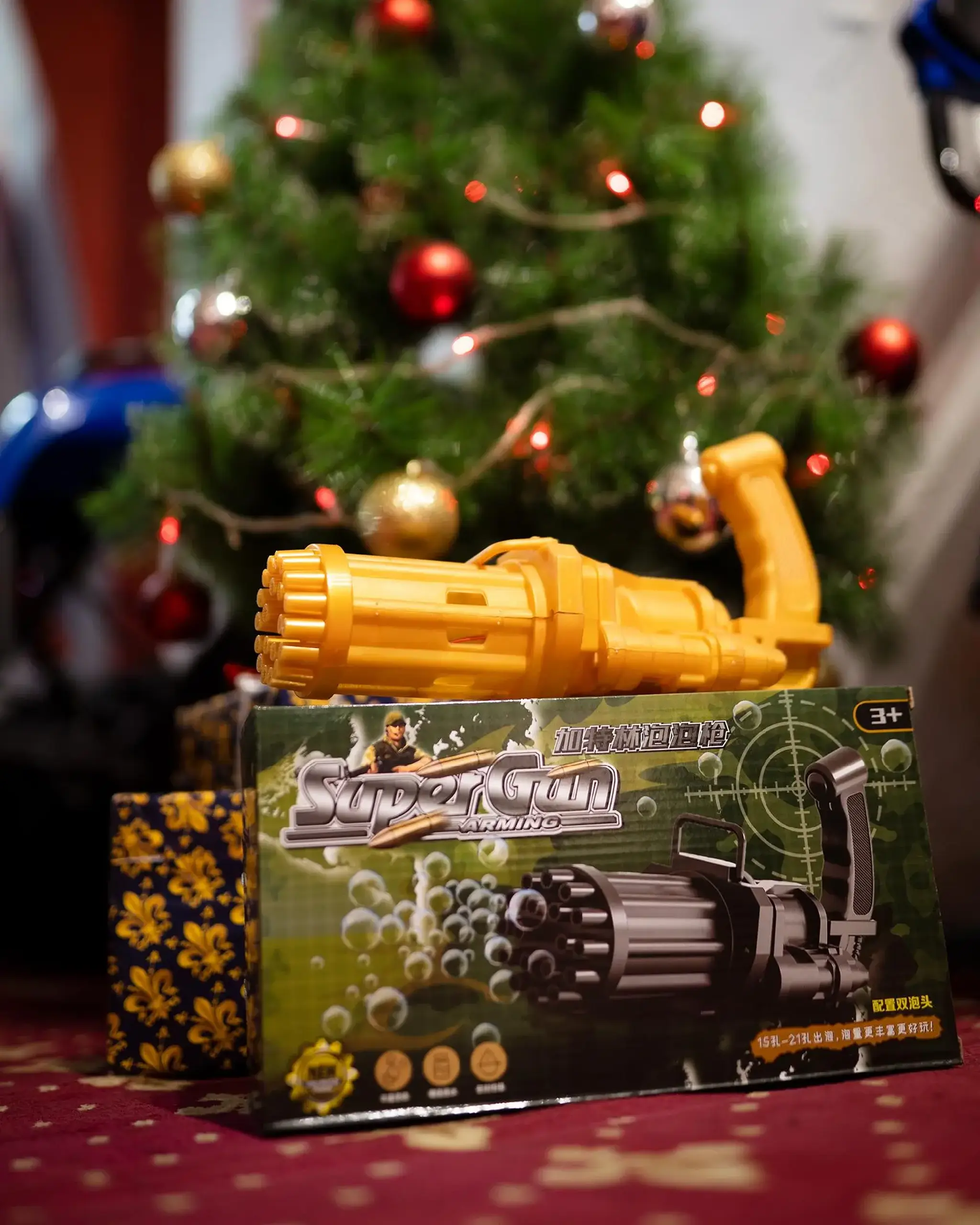 Pistol cu bule de săpun
