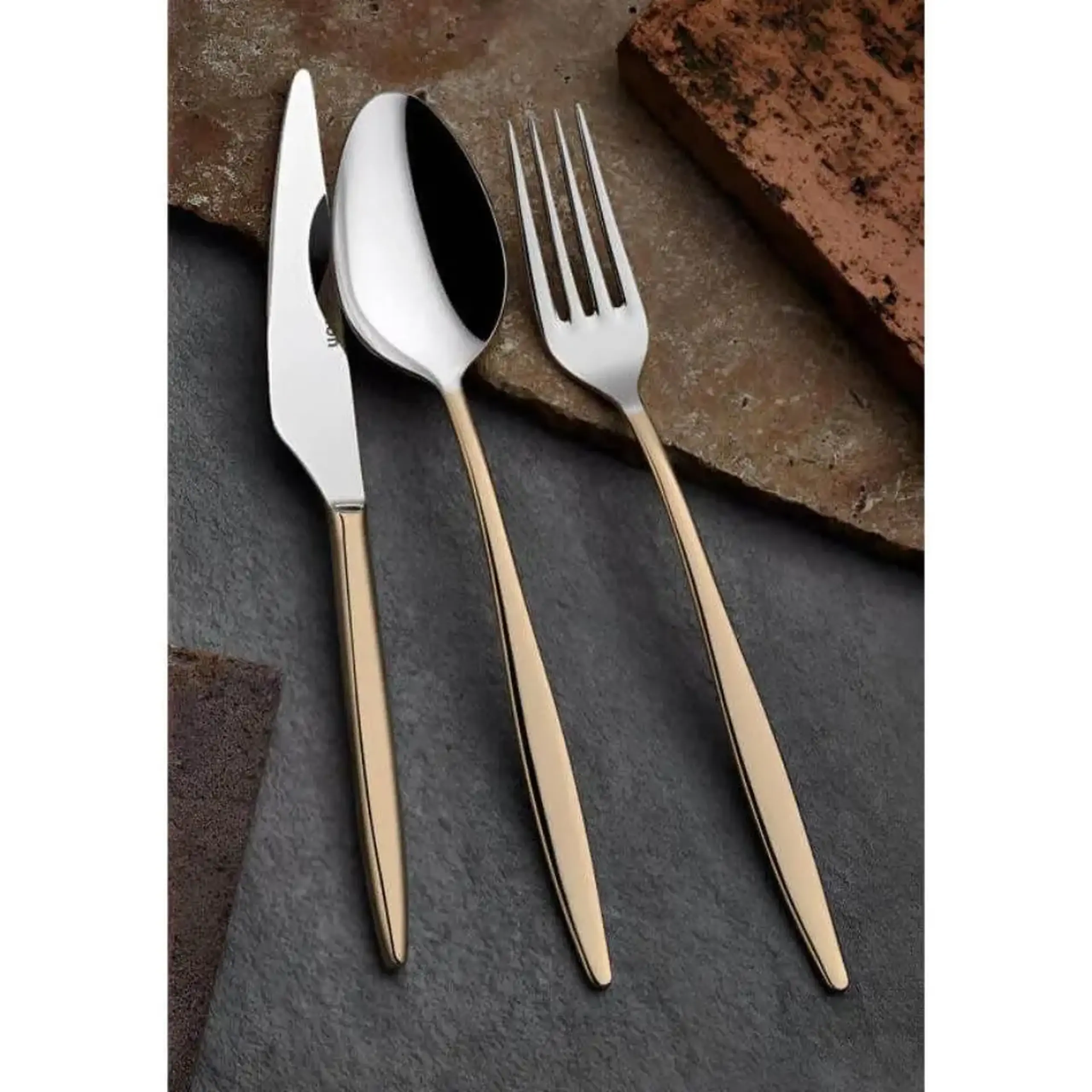 Set tacâmuri Assos Gold, 36 piese – eleganță aurită pentru mese rafinate