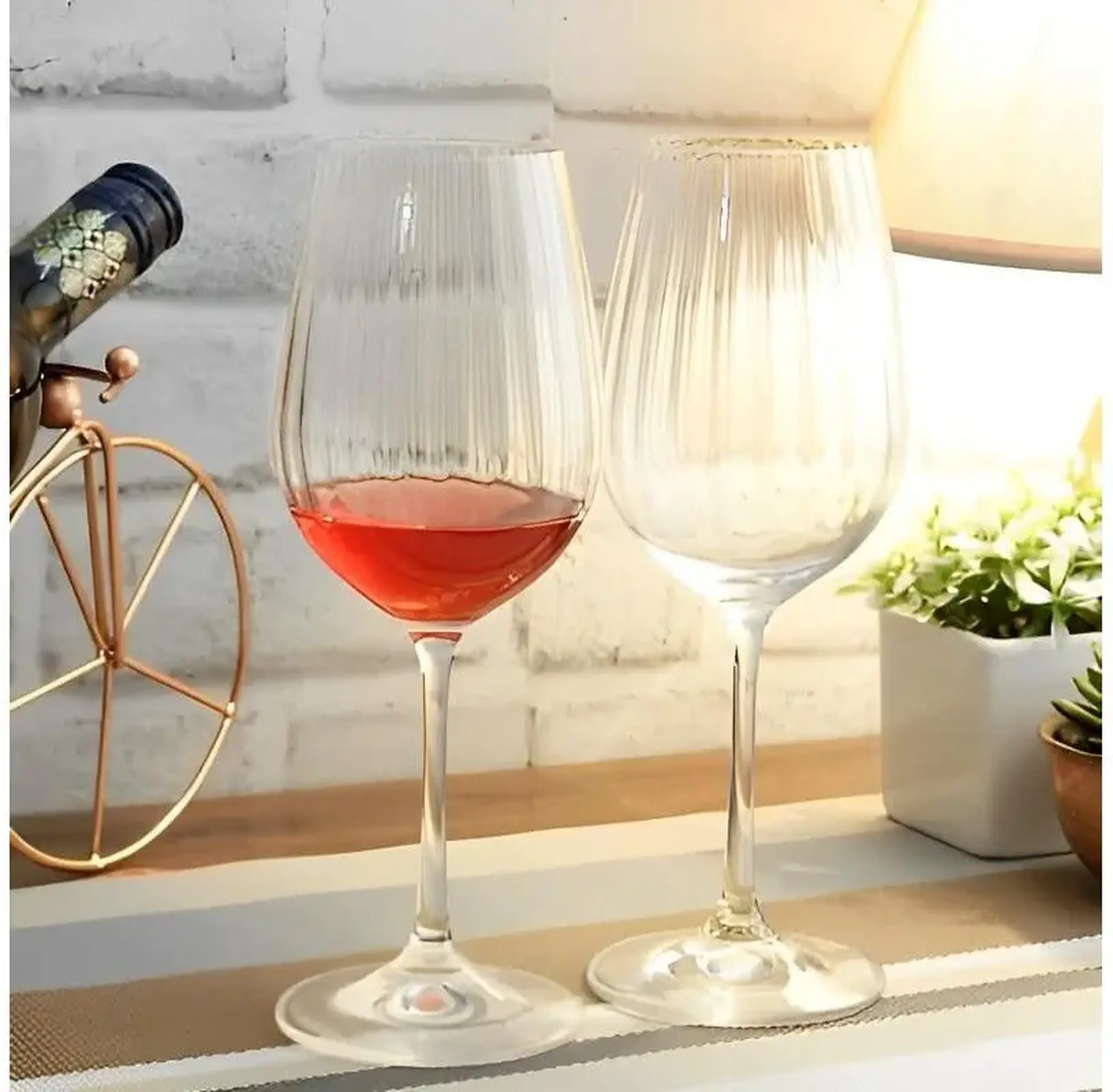 Set pahare pentru vin Viola Waterfall Wine din cristalit, 550 ml