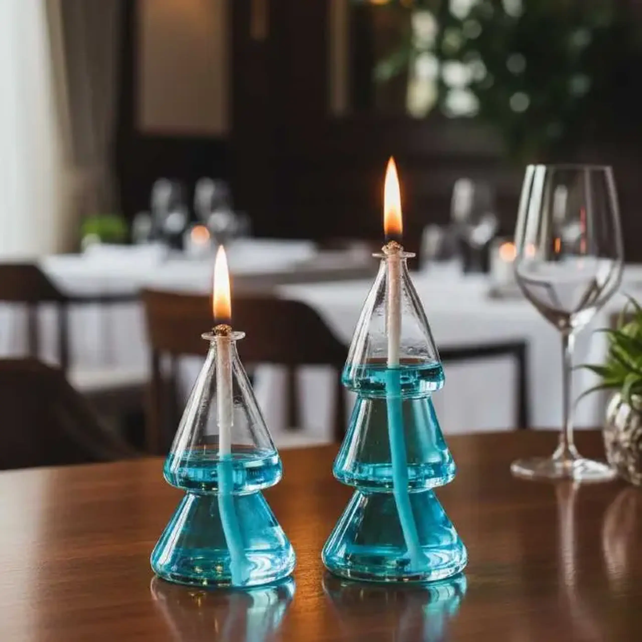 Lampă cu Ulei Decorativă în Formă de Brăduț