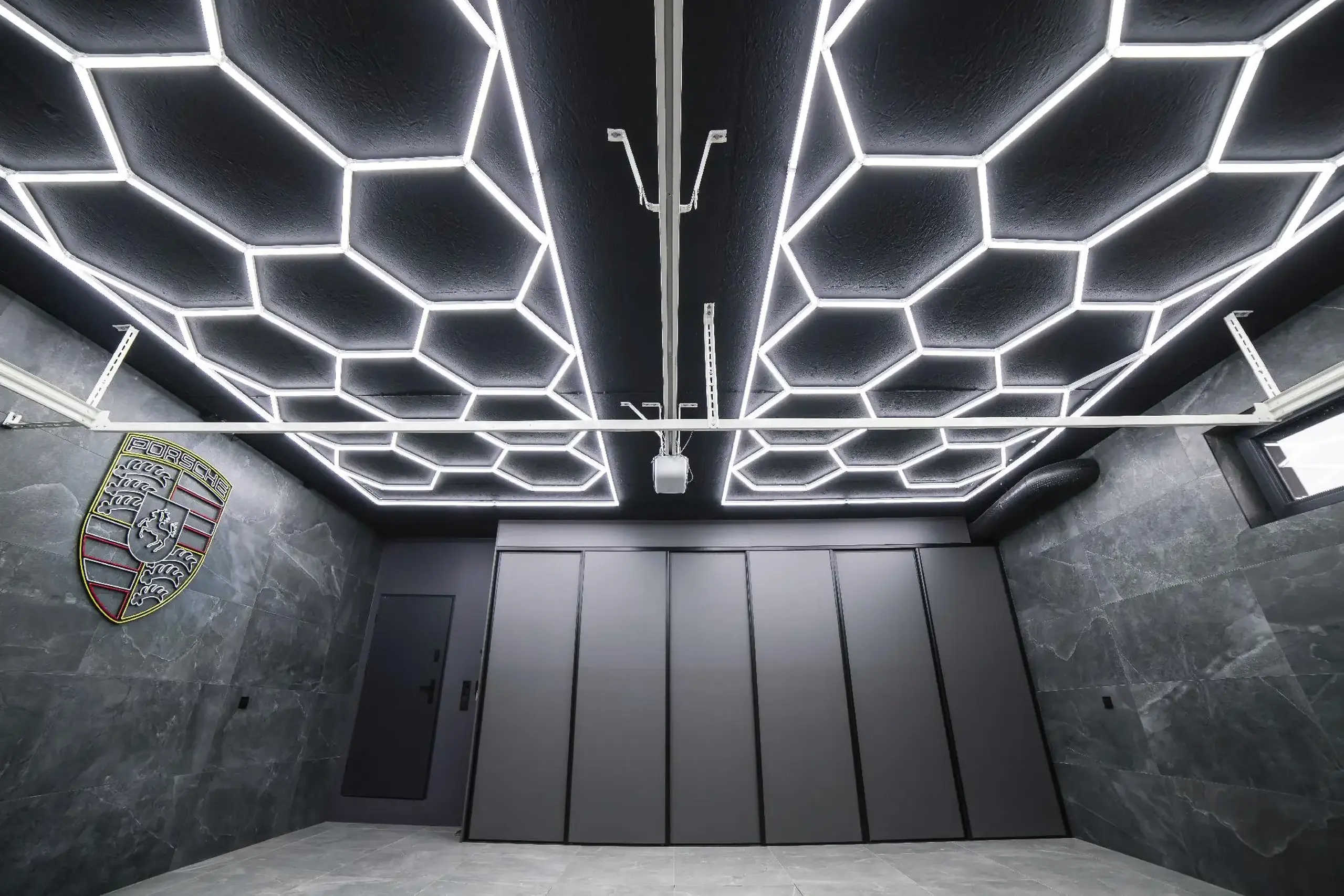 Sistem de iluminat modular LumiON LO-8 (484,5×243,5 cm), Lumina Alb