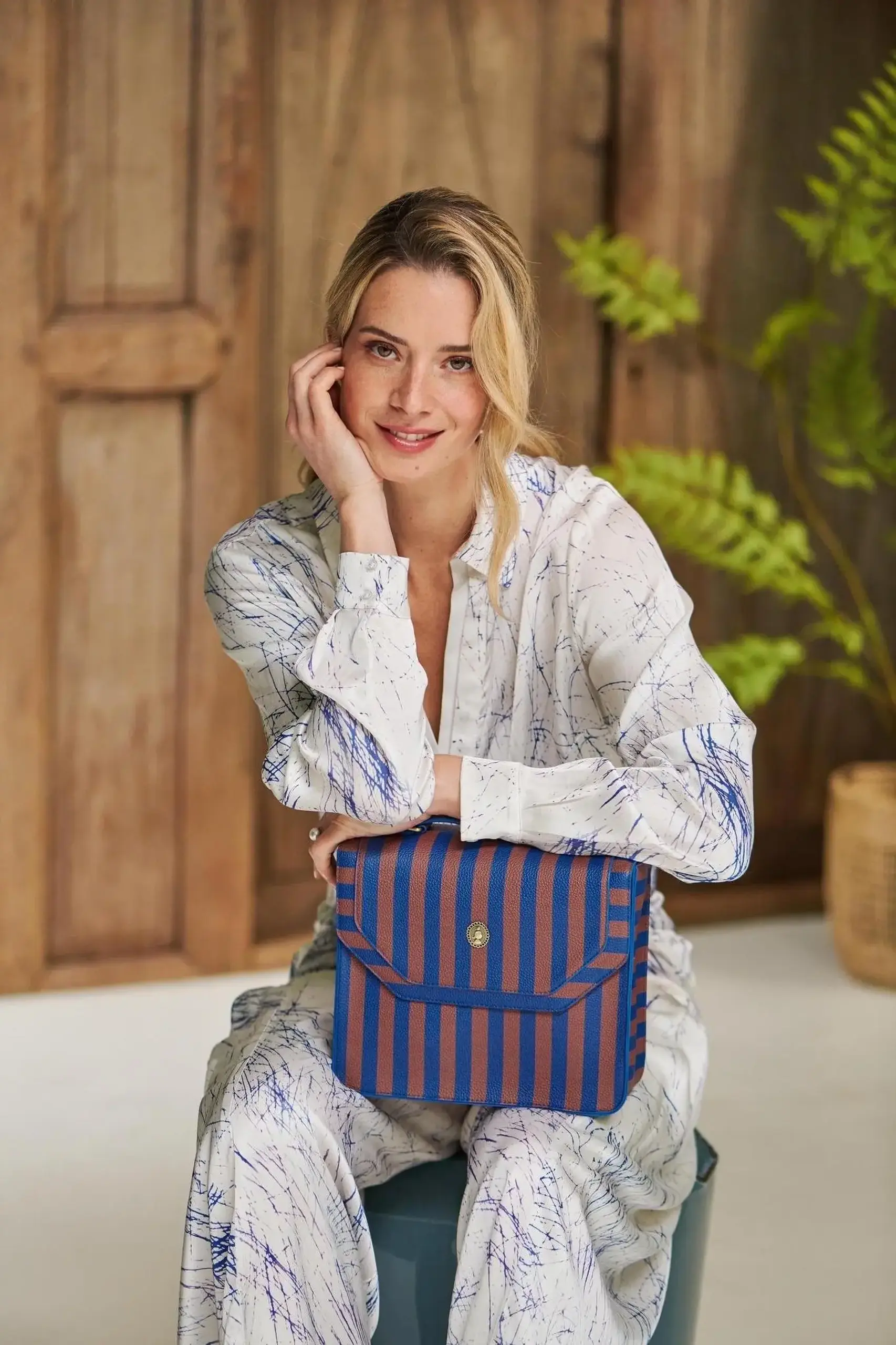 Geanță Frances Cross Body medie, Stripe, albastru