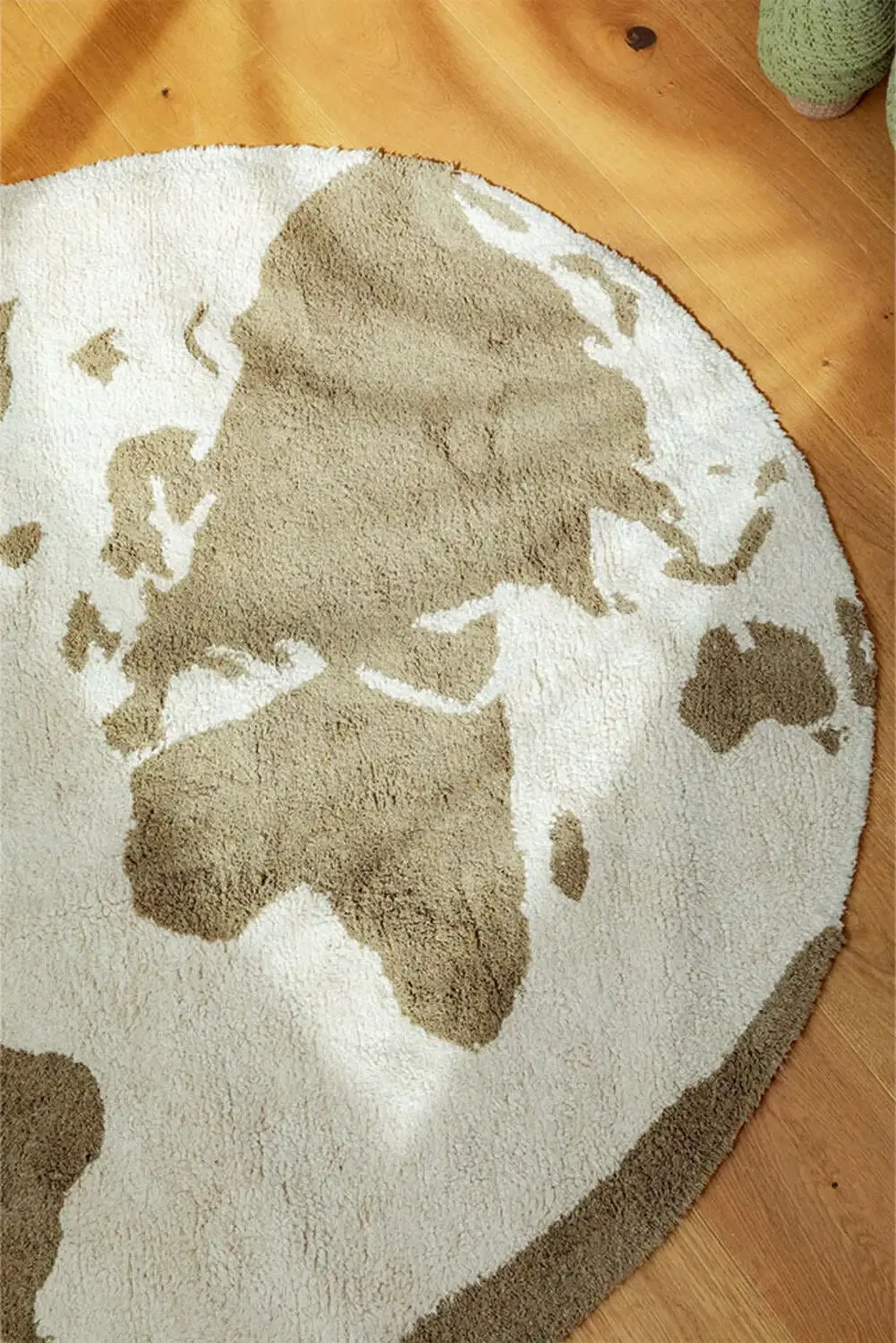 Covor lavabil Rugcycled World Map — Lorena Canals
