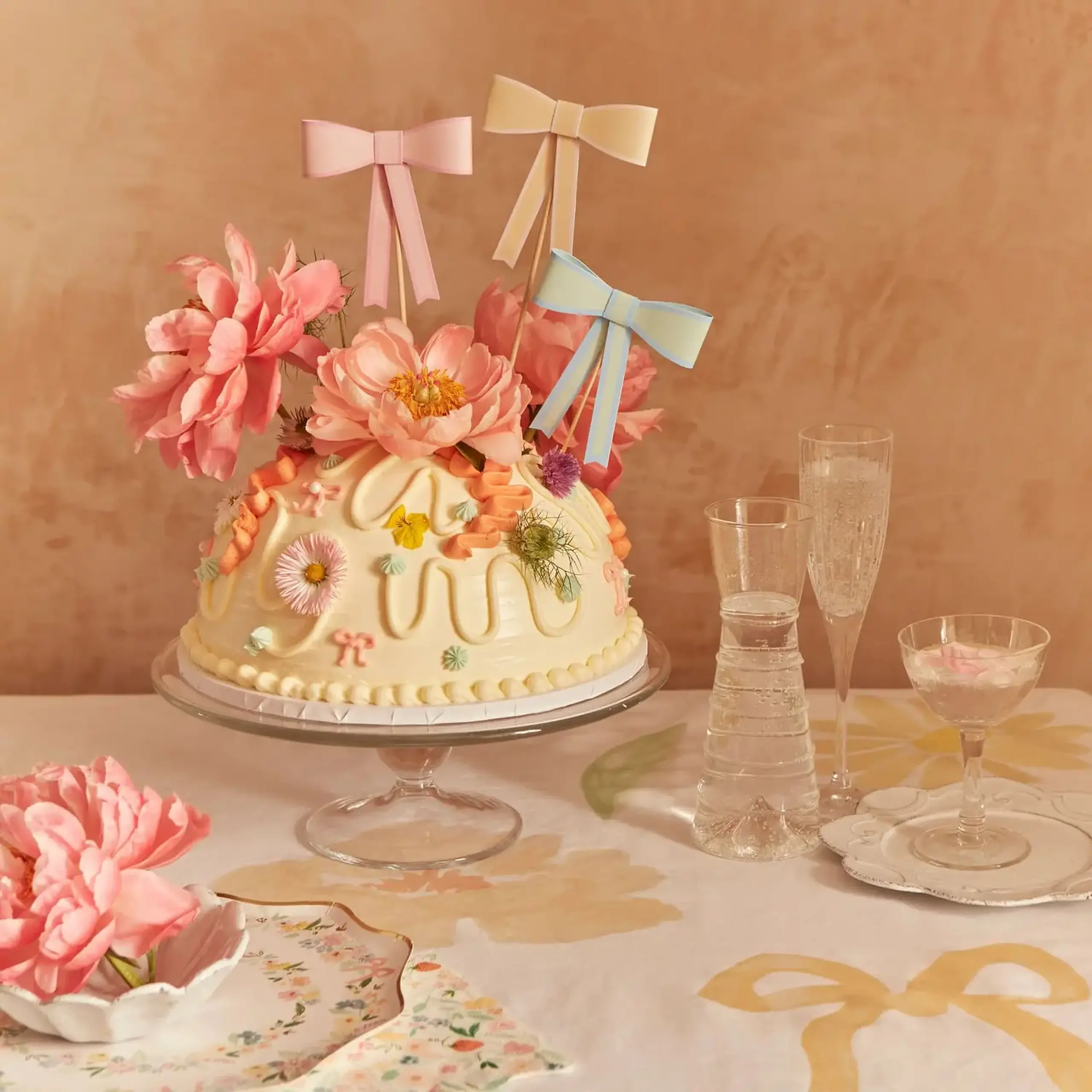 Set de toppere pentru tort cu fundițe pastel — Meri Meri