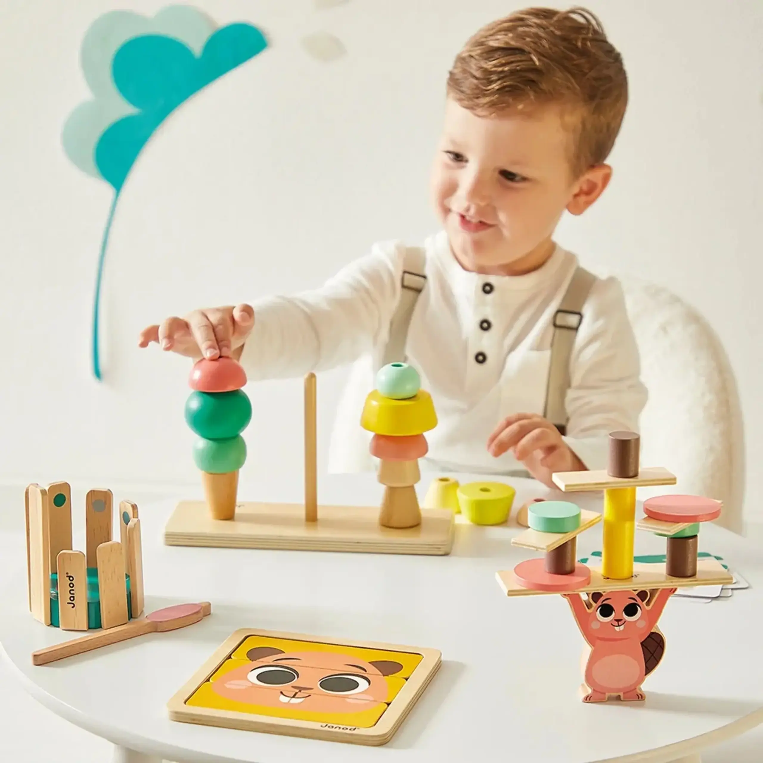 Janod Box cu 4 jocuri educative — 36 luni