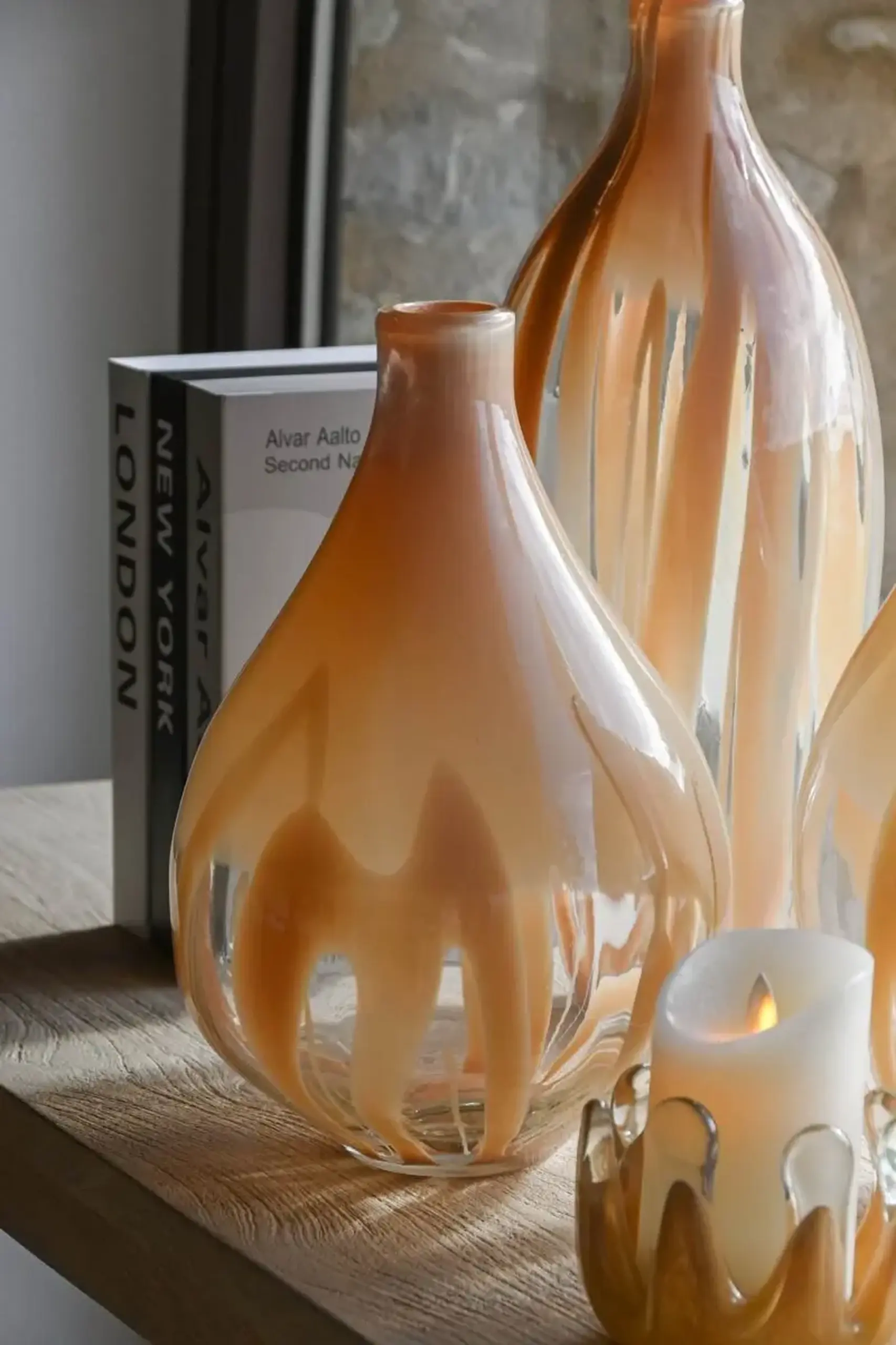 Vază decorativă din sticlă „Picătură” piersic 33cm