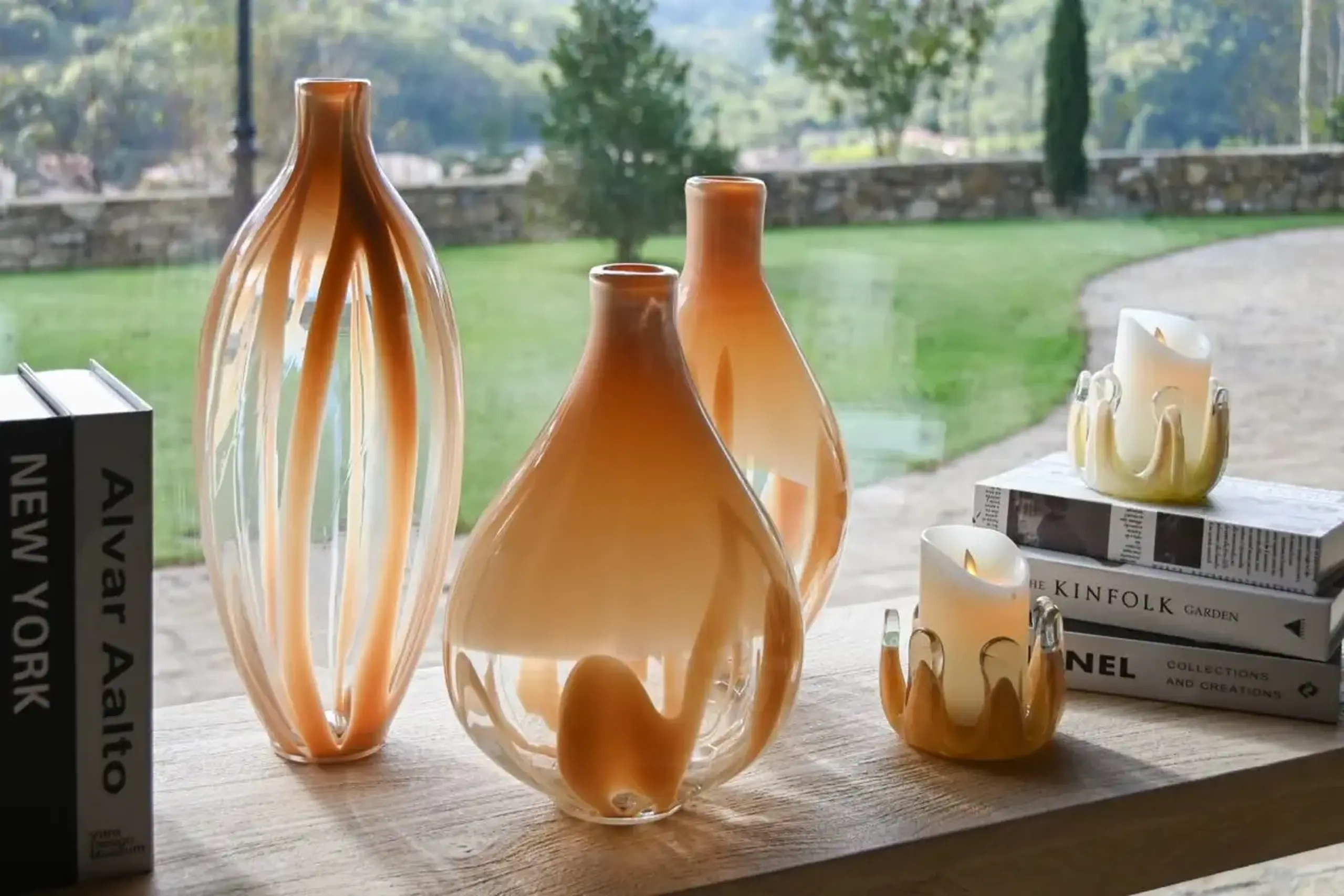 Vază decorativă din sticlă „Picătură” piersic 44cm