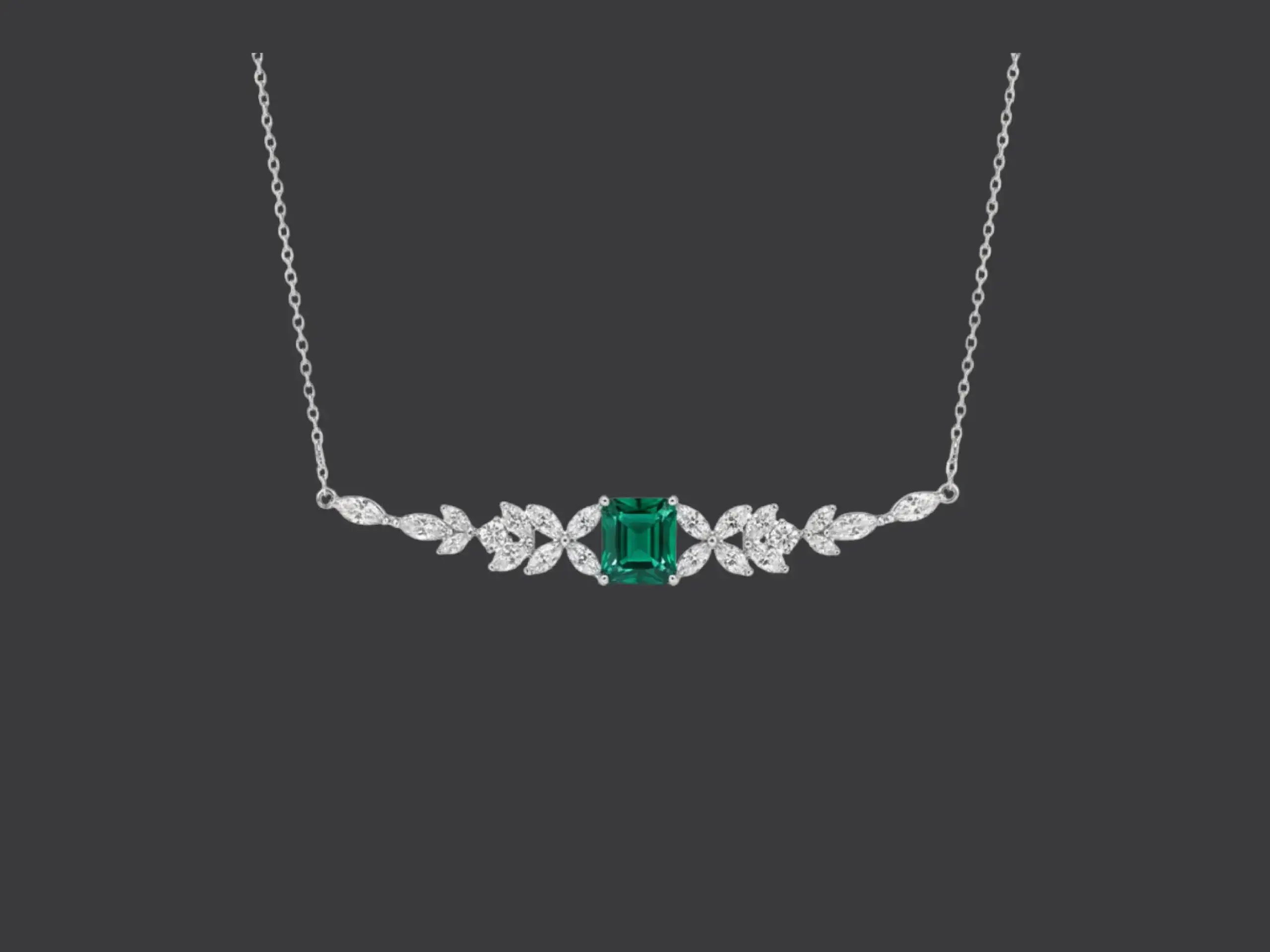 Emerald Center Necklace