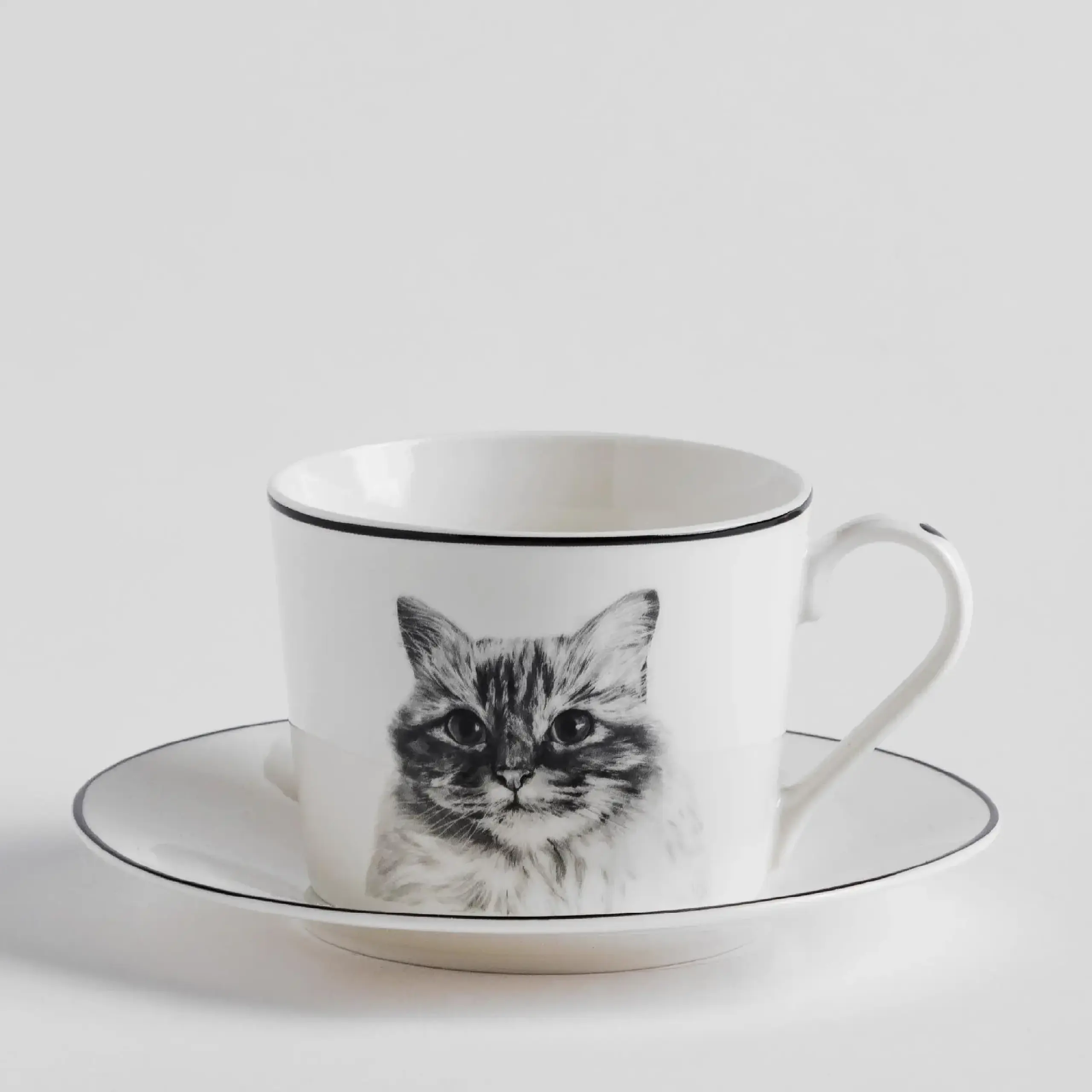Ceașcă cu farfurie KITTIE