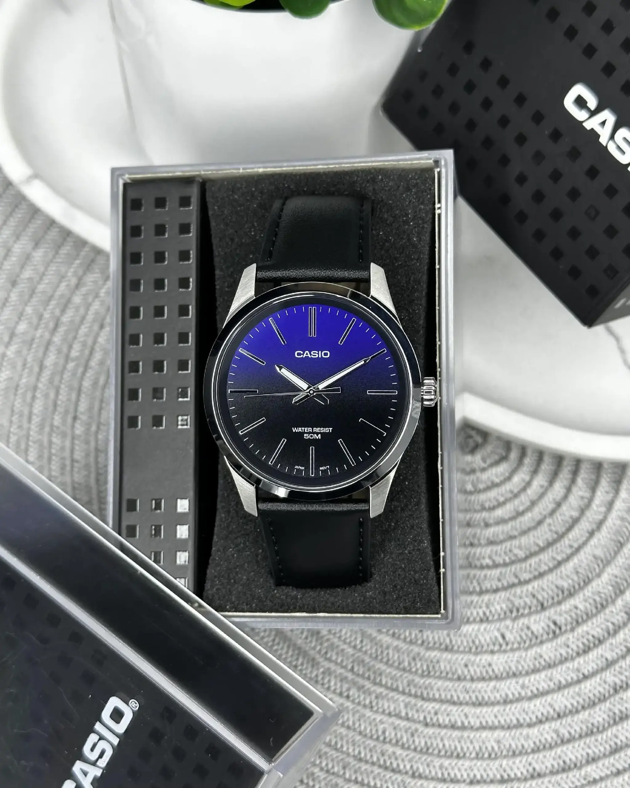 Casio MTP-E180L-2AVEF