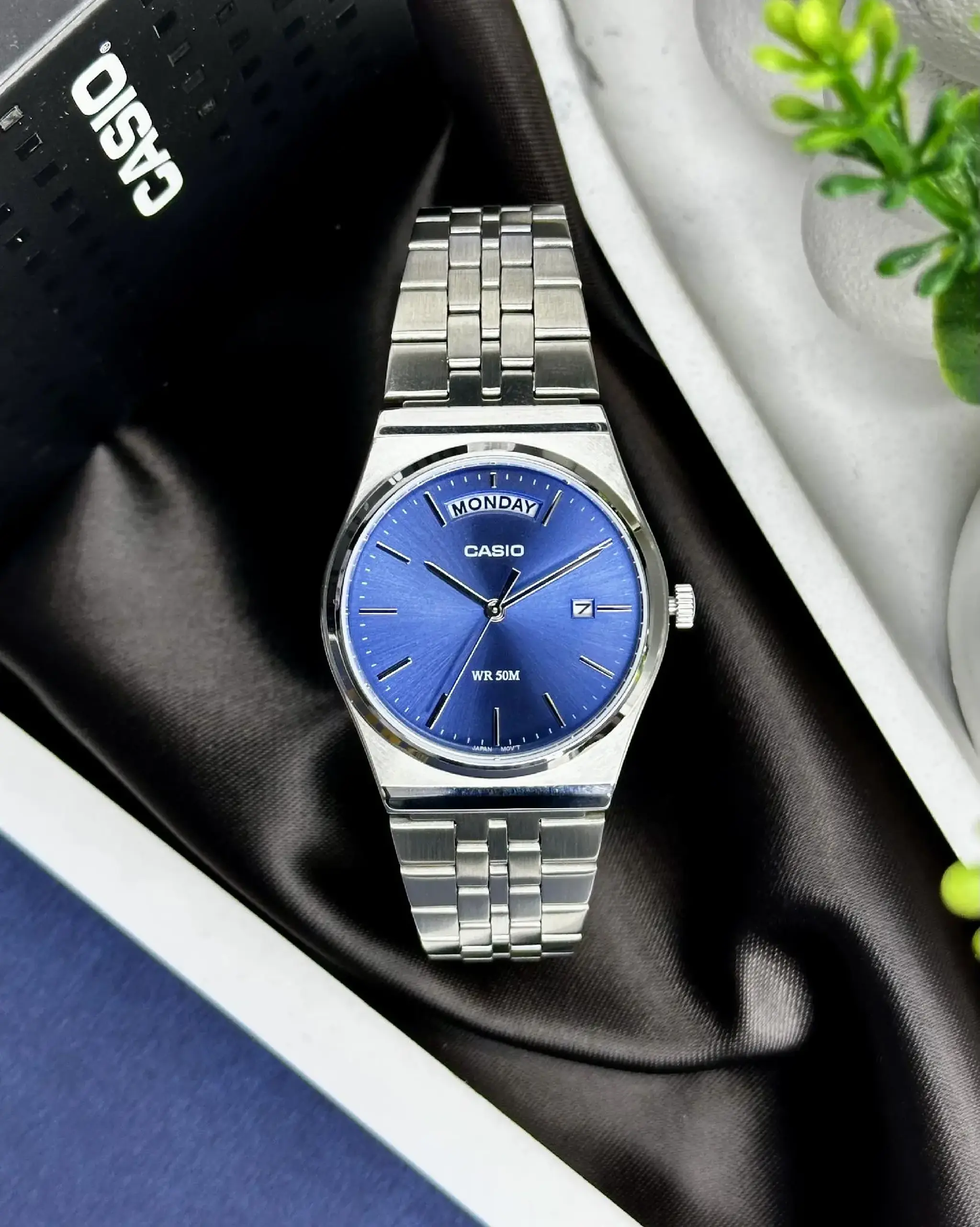 Casio MTP‑B146D‑2AVDF