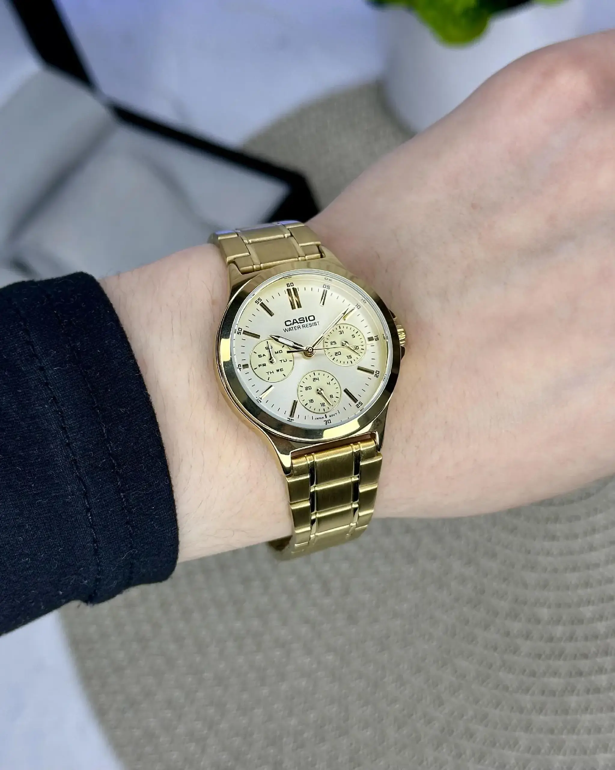 Casio LTP-V300G-9AUDF