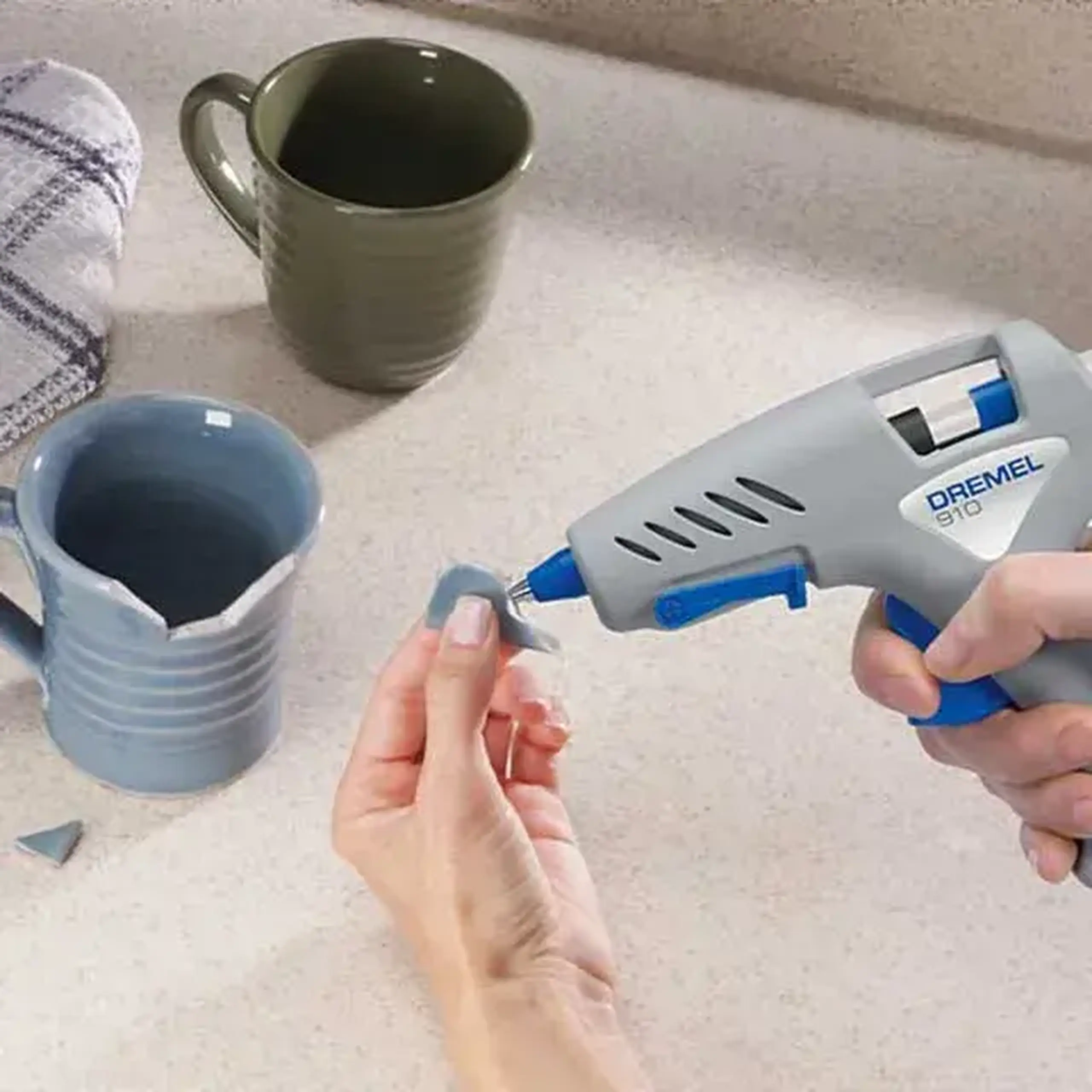 Pistol pentru lipit 910JA 220 V Dremel