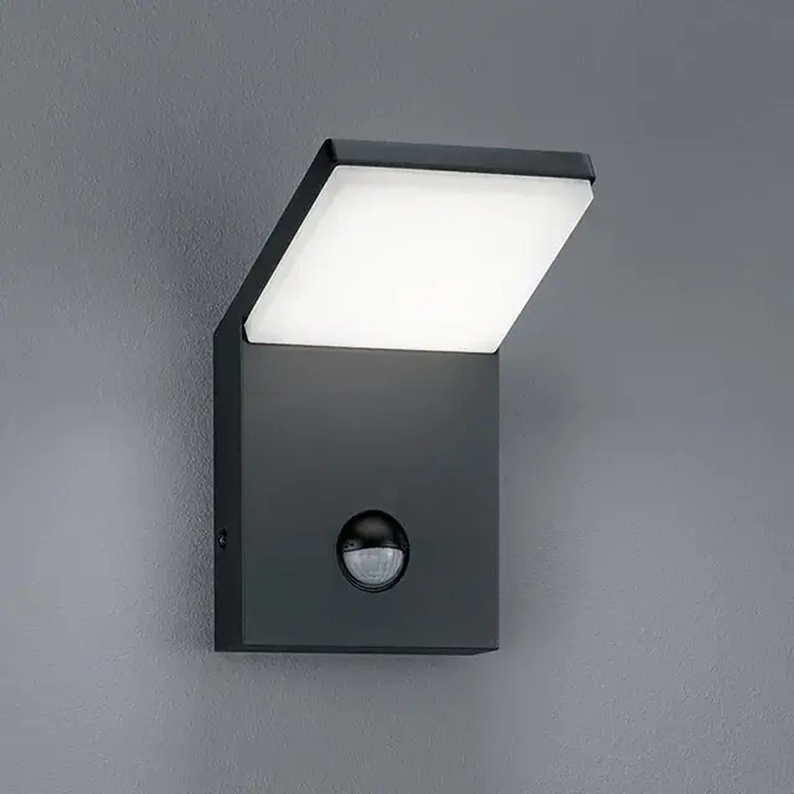 Aplică LED cu senzor PEARL 9 W SMD 900 lm 220 - 240 V IP54 Trio
