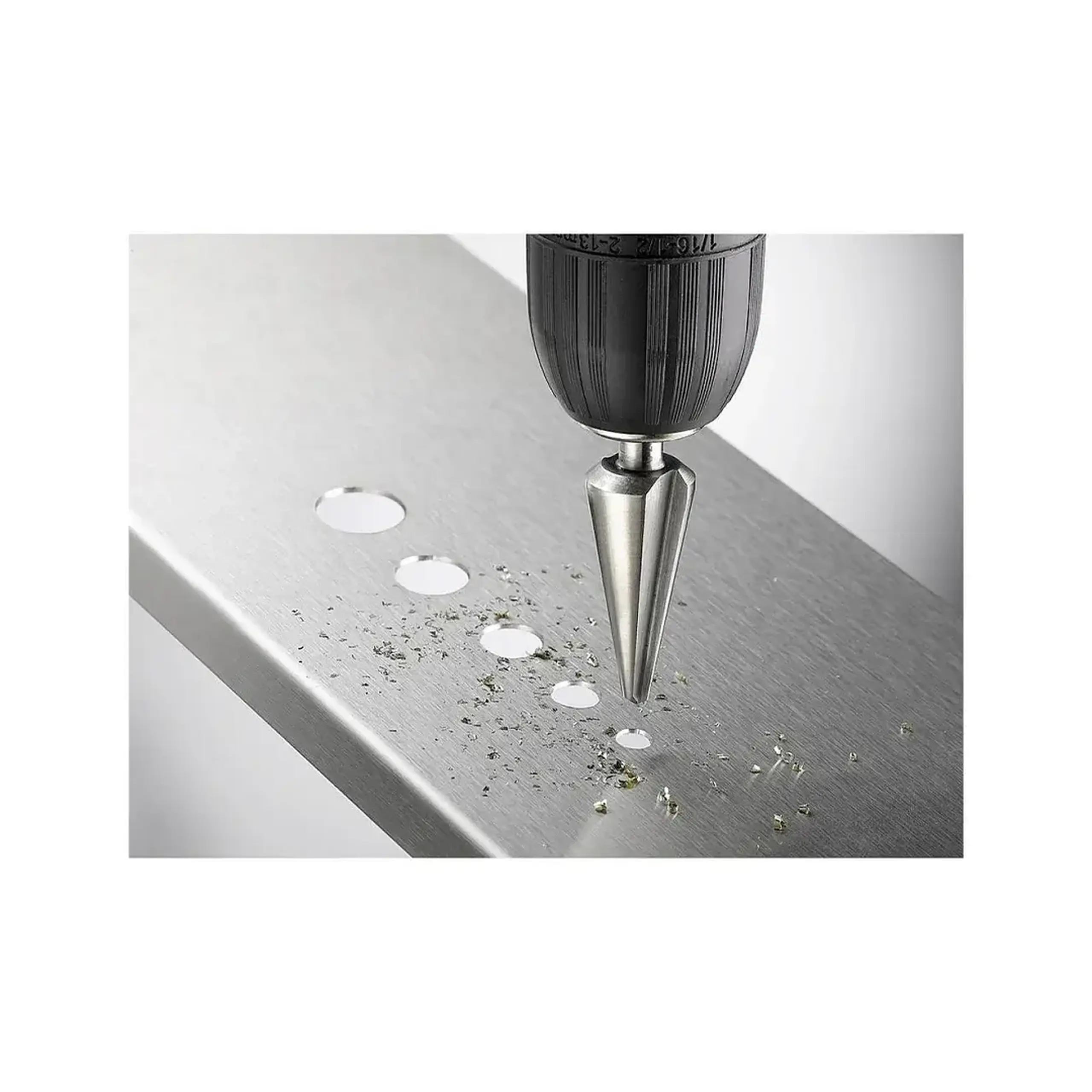 Burghiu conic pentru metal 6 - 20 mm Oțel HSS Cilindric KWB