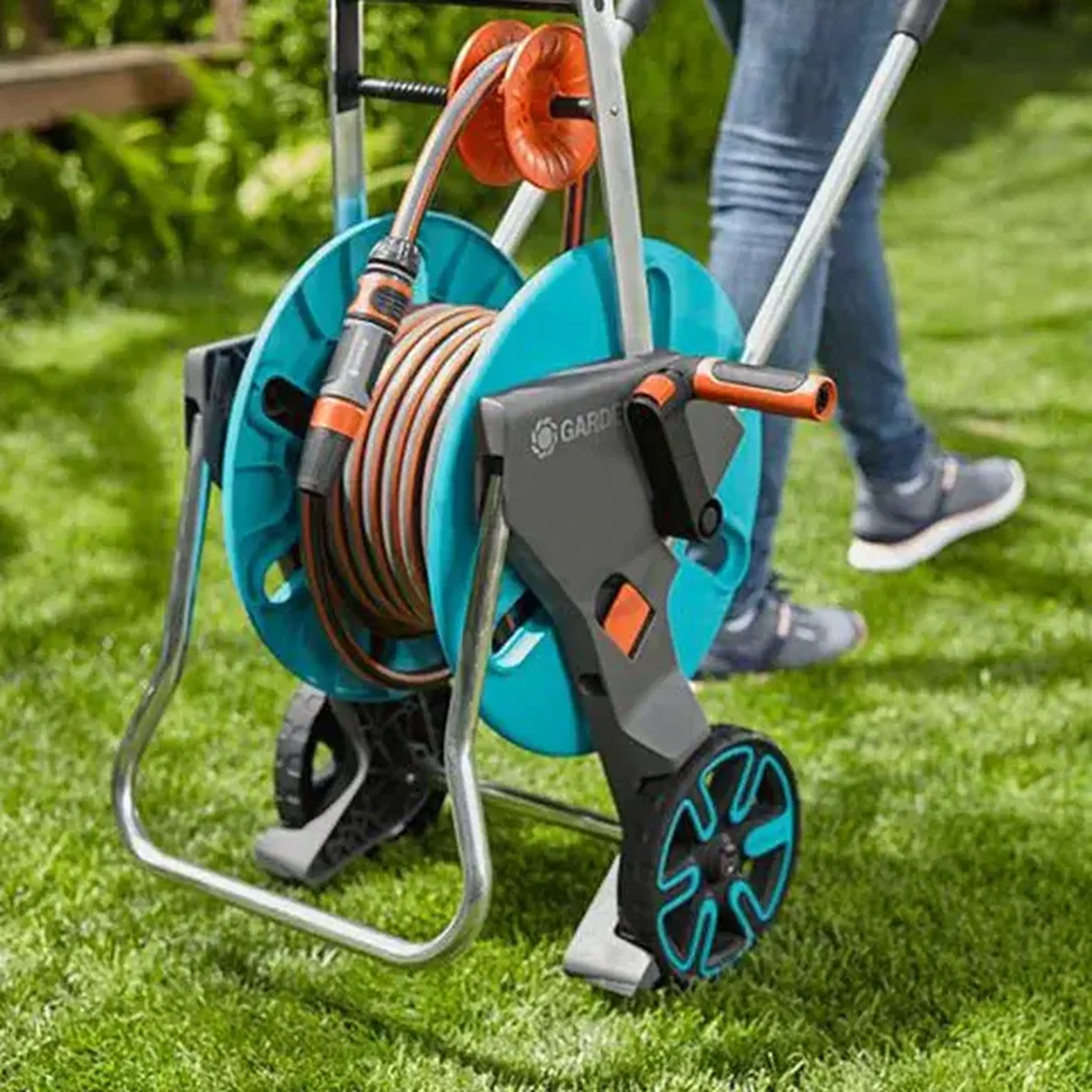 Cărucior pentru furtun clasic cu furtun și conectori C18517 20 m x 13 mm Gardena