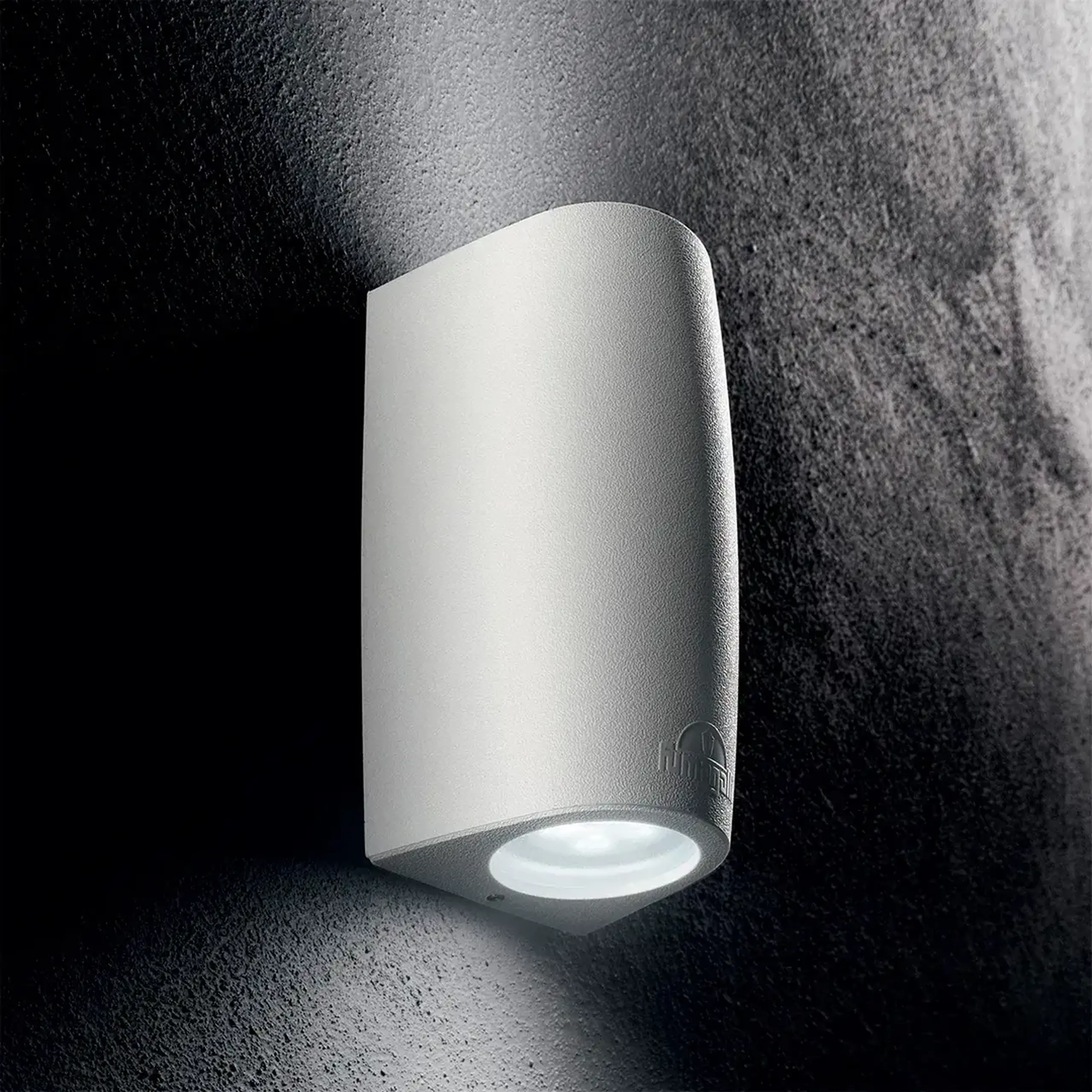 Corp de iluminat MARTA 90 2L FROSTED 7 W GU10 IP55 2700 - 4000 K 220 - 240 V Fumagalli - Alb 12 W (W)