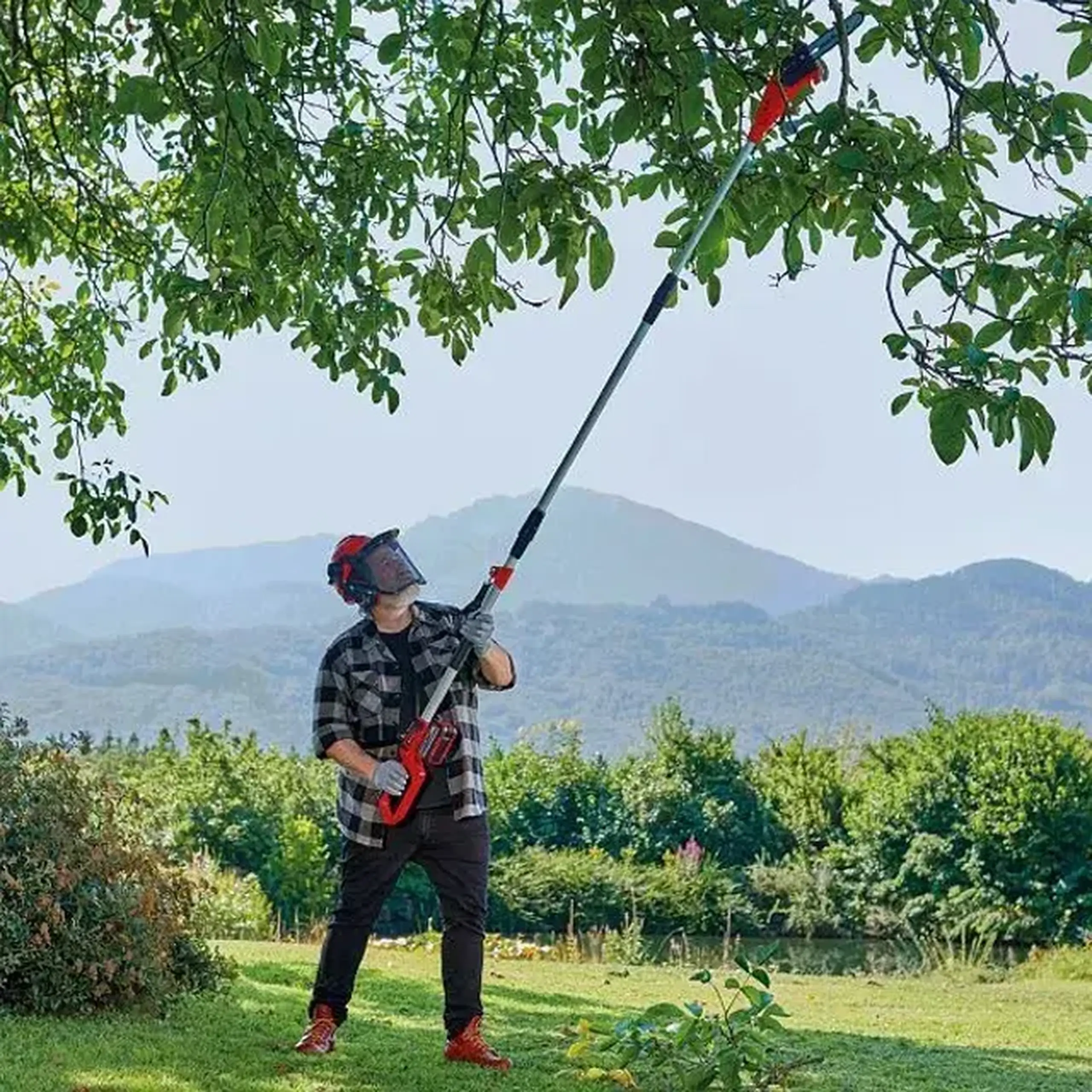 Fierăstrău telescopic cu lanț (fără acumulator) GE-LC 18/20 200 mm 18 V Einhell