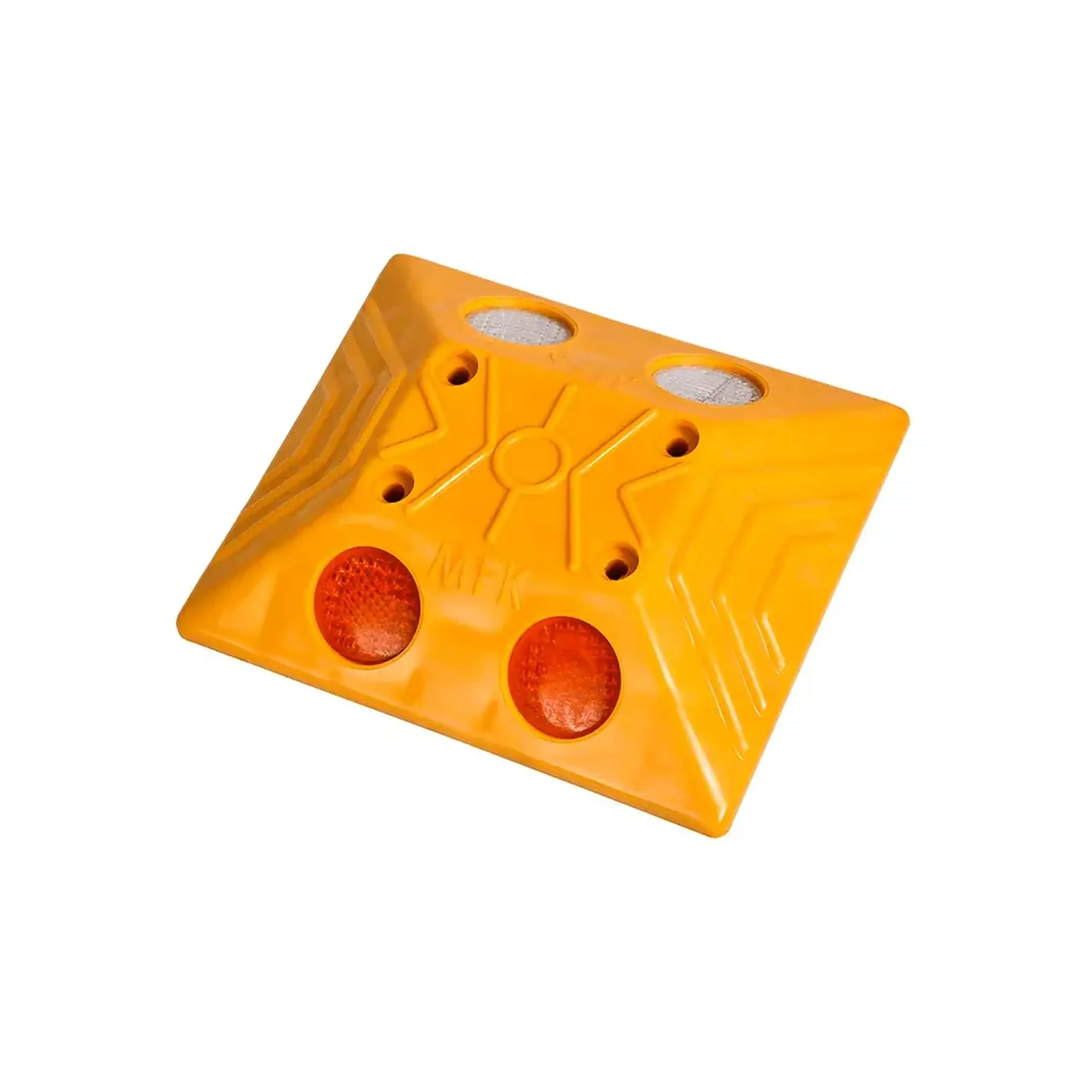 Indicator reflectant cu 4 puncte de delimitare a drumului 9 x 13 x 3 cm Galben MFK - Marime 4 puncte de delimitare a drumului 13 x 15 x 3 cm