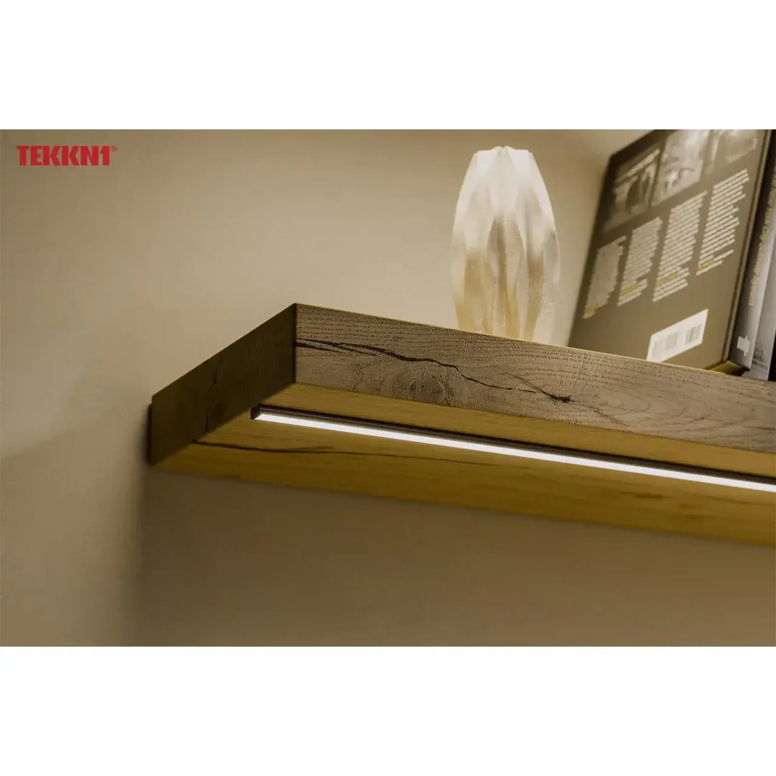 Profil din aluminiu cu dispersor TEKKNI ORRE 3000 x 16 x 7.2 mm Lumines