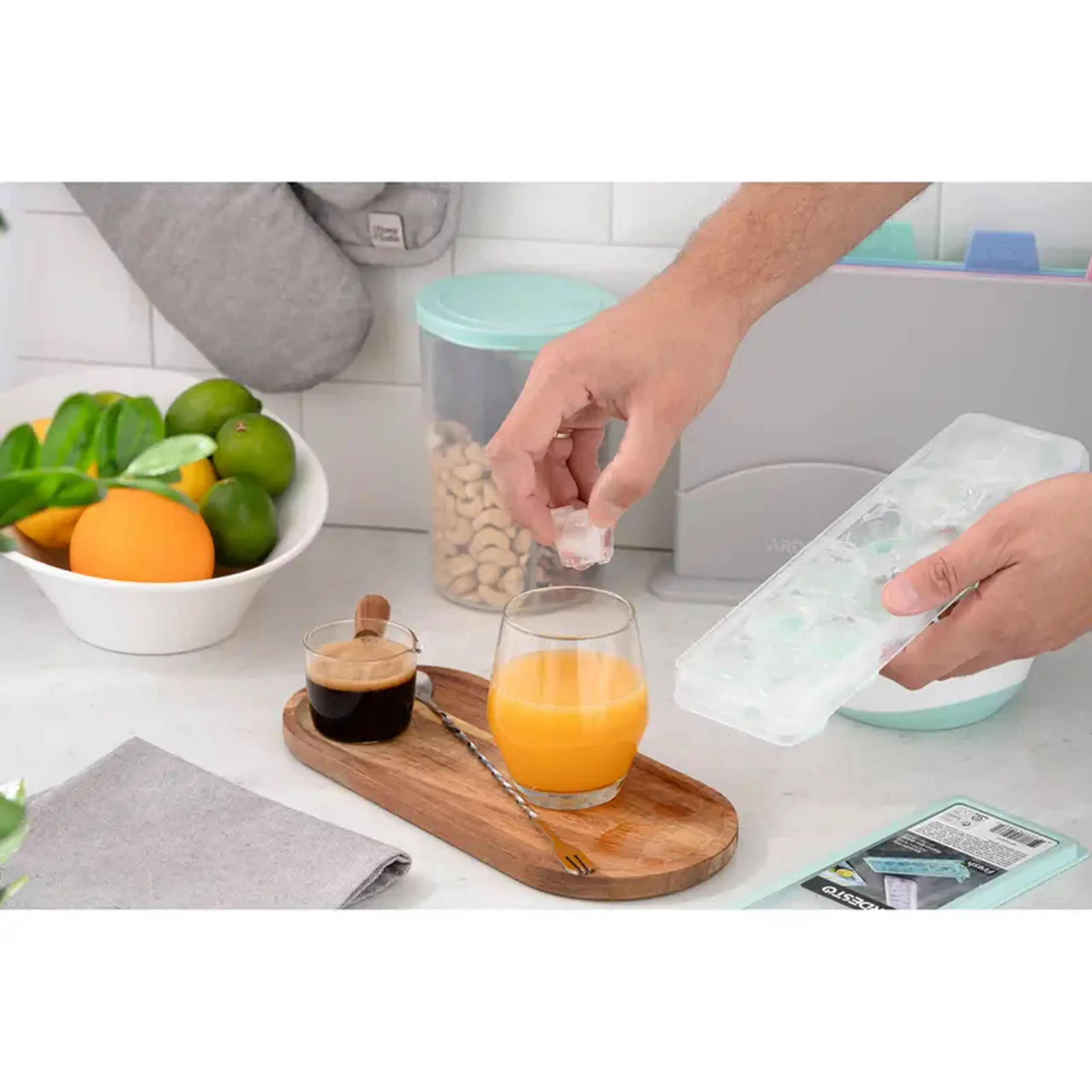 Tavă pentru cuburi de gheață Ardesto AR1104TP, Albastru
