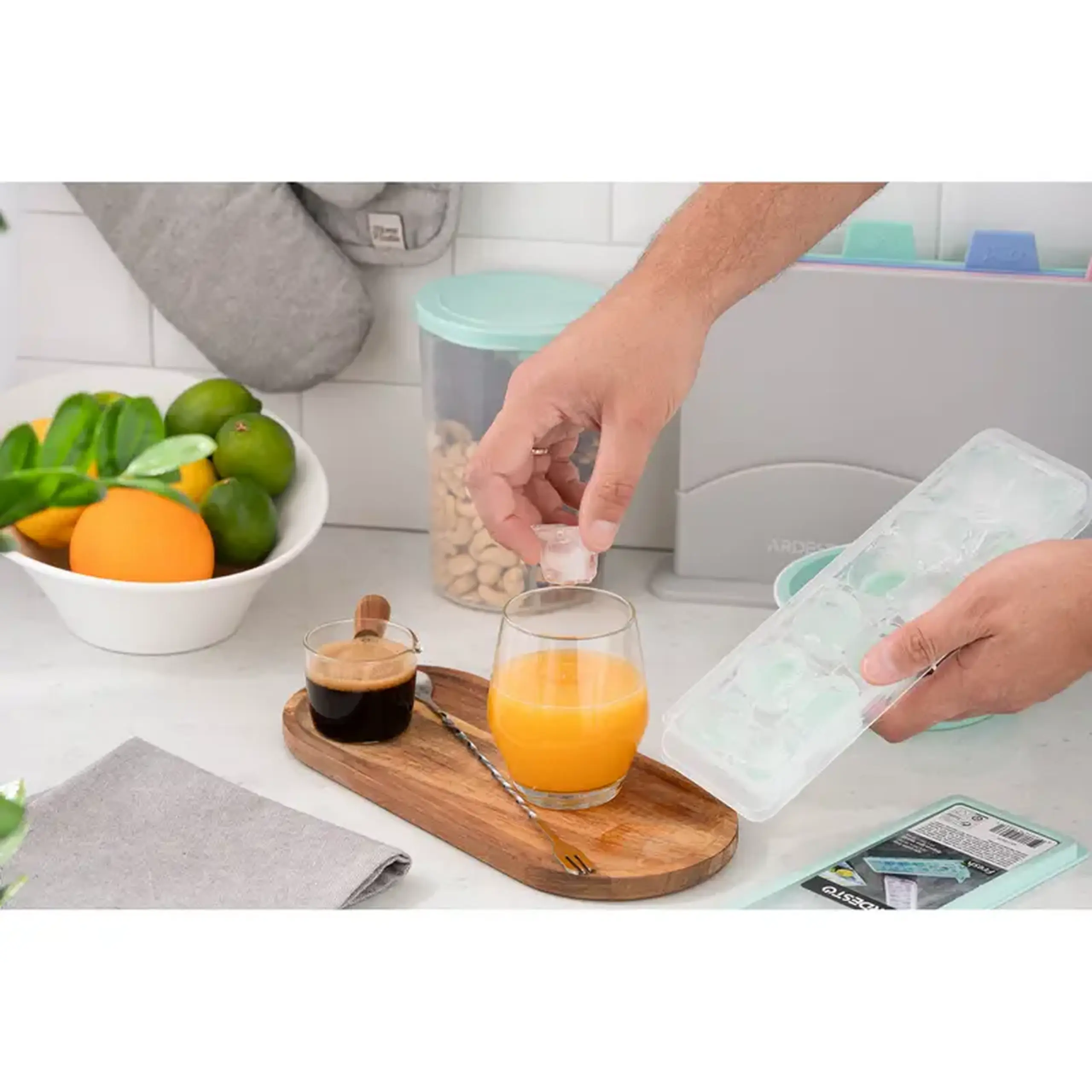Tavă pentru cuburi de gheață Ardesto AR1104TP, Albastru