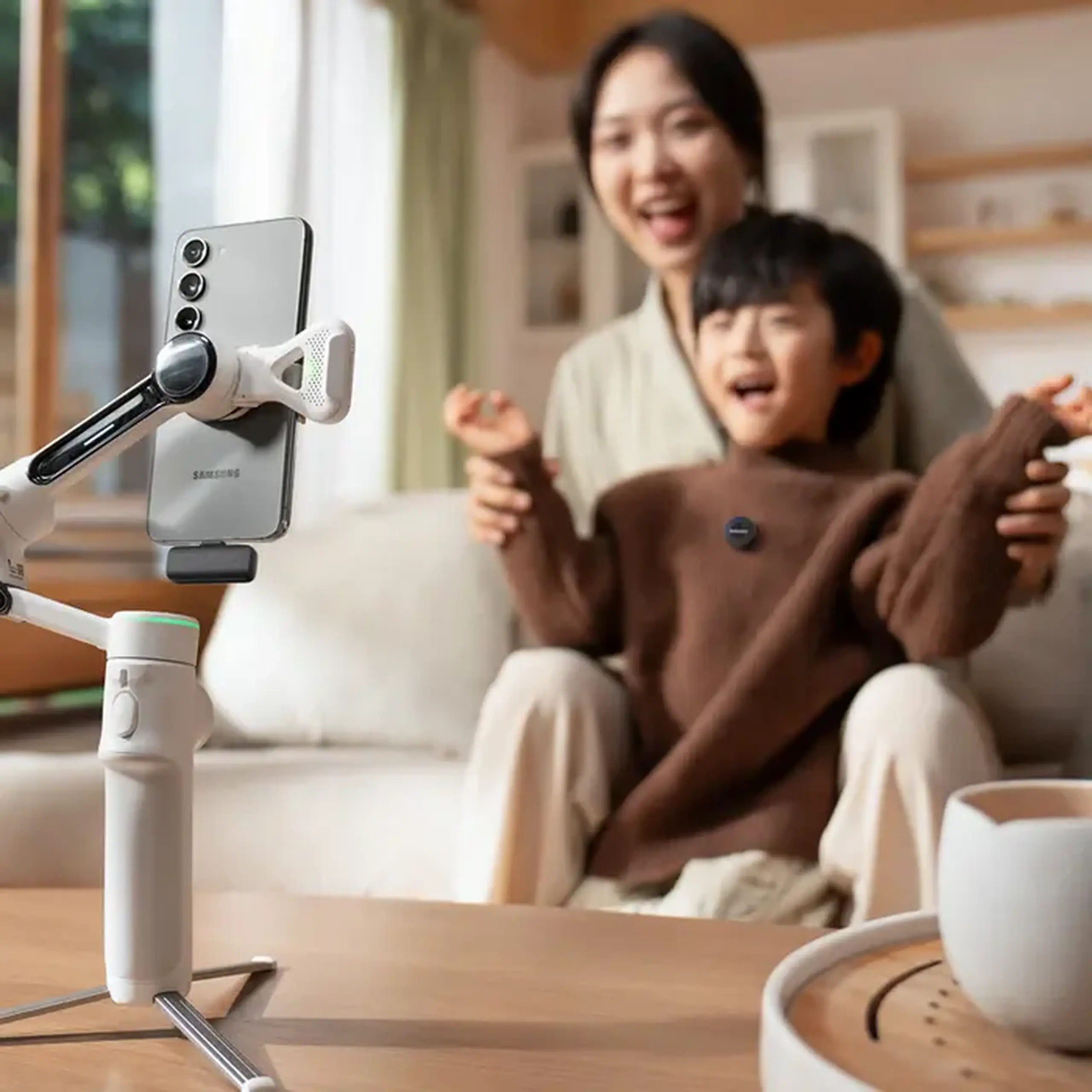 Microfon portabil pentru înregistrare vocală Insta360 Mic Air Transmitter, Fără fir, Negru