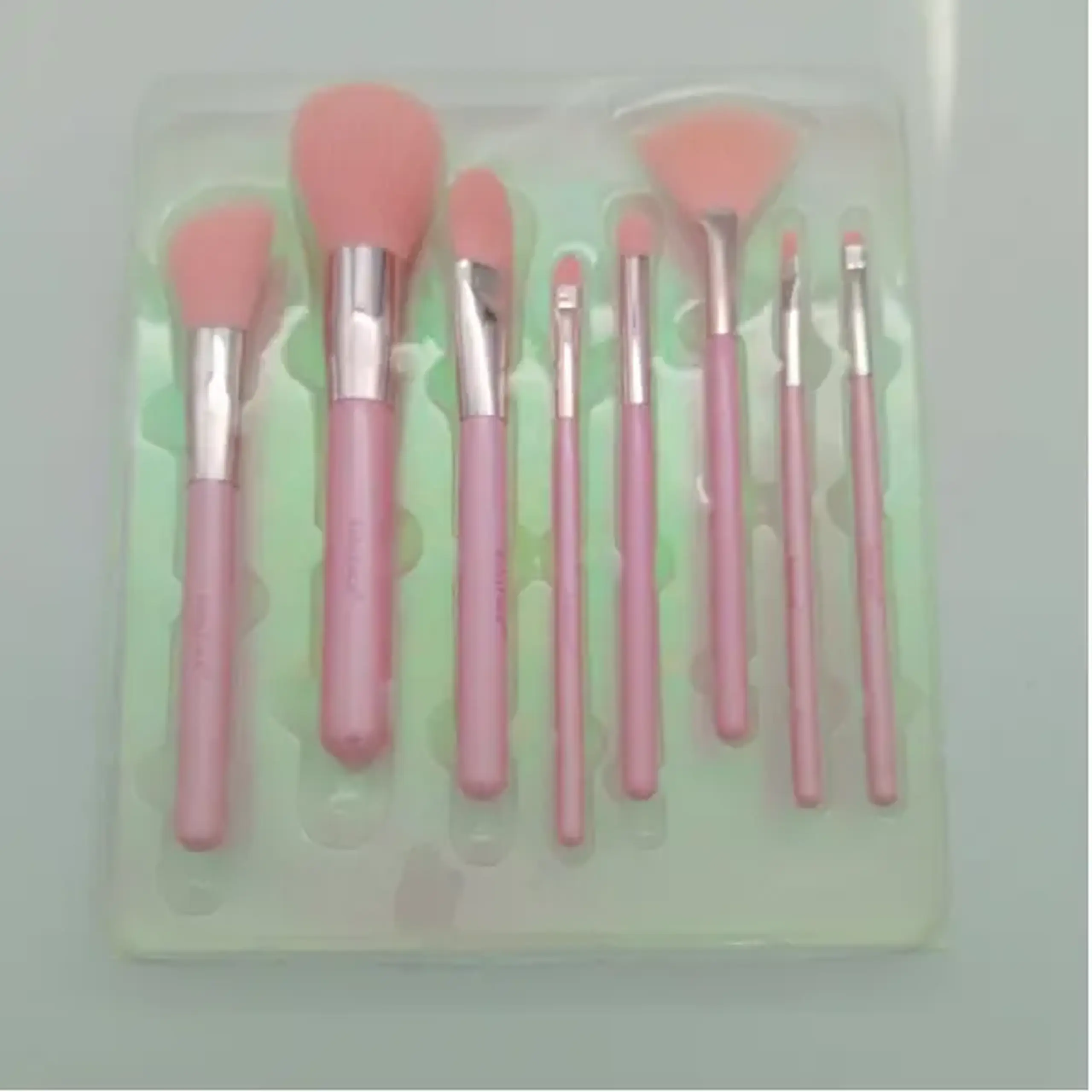 Set pensula pentru machiaj roz-pudrat 8 piese (01-3-8)