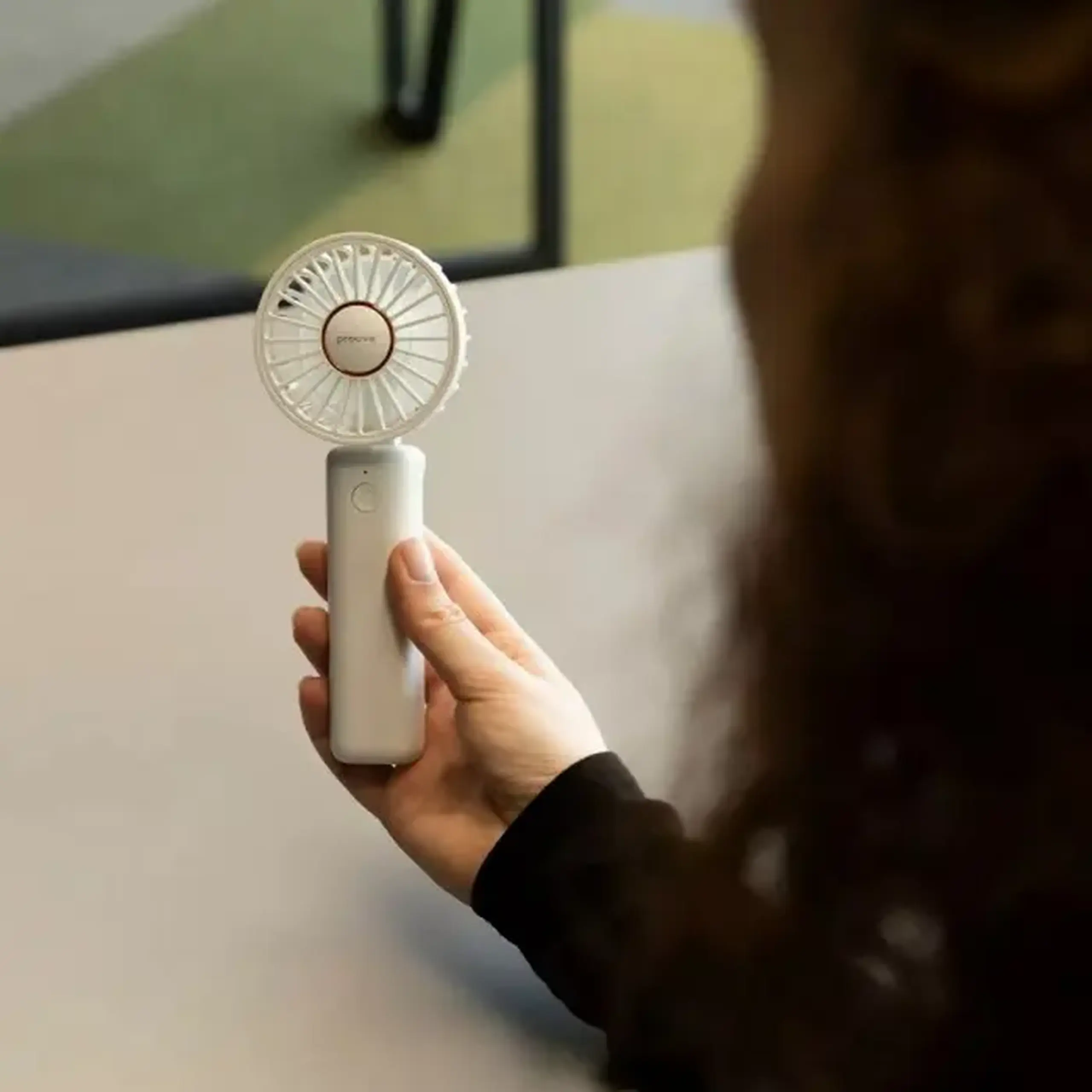 Ventilator Proove Carlson, Alb