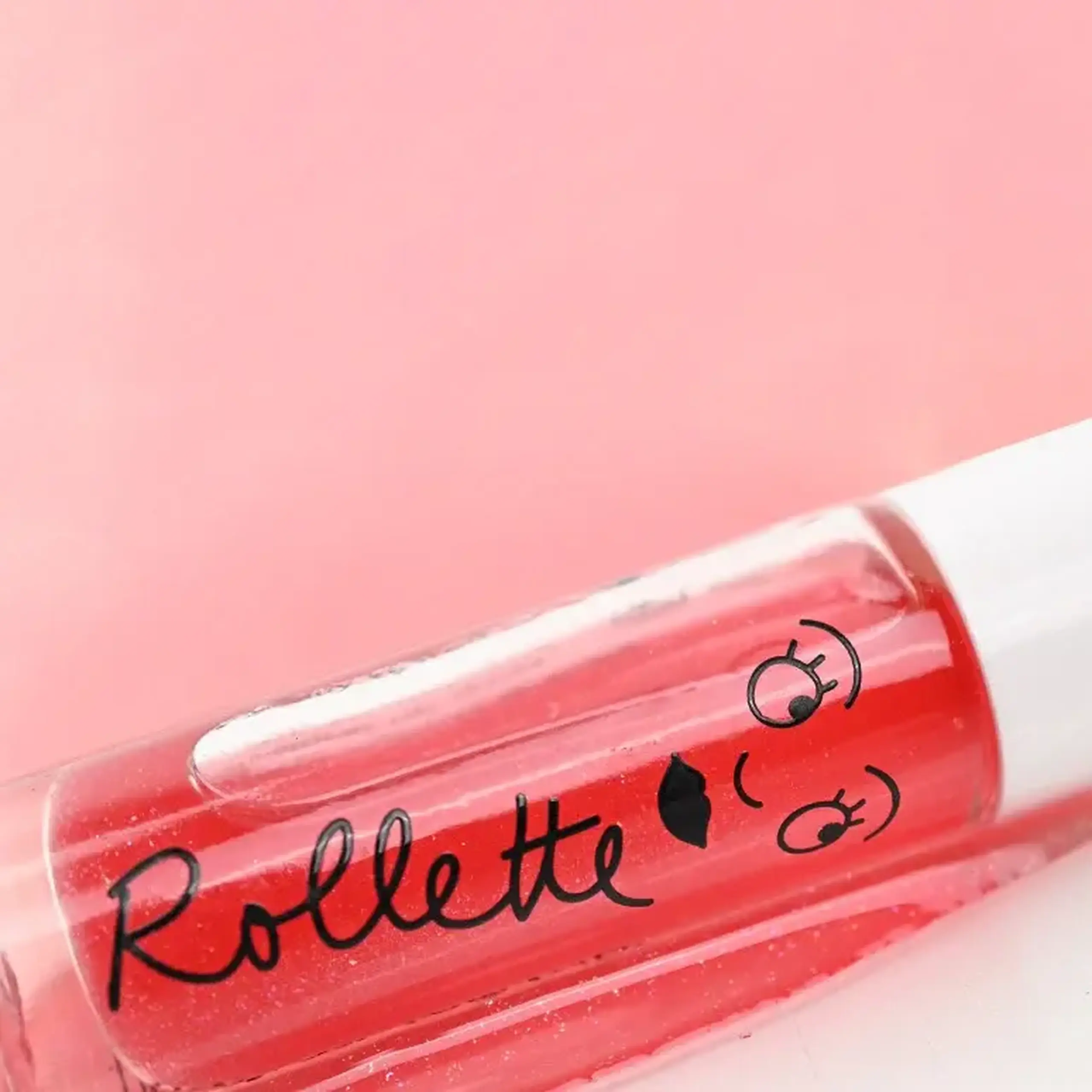 Luciu de buze pentru copii Rollette Căpșuni — Nailmatic