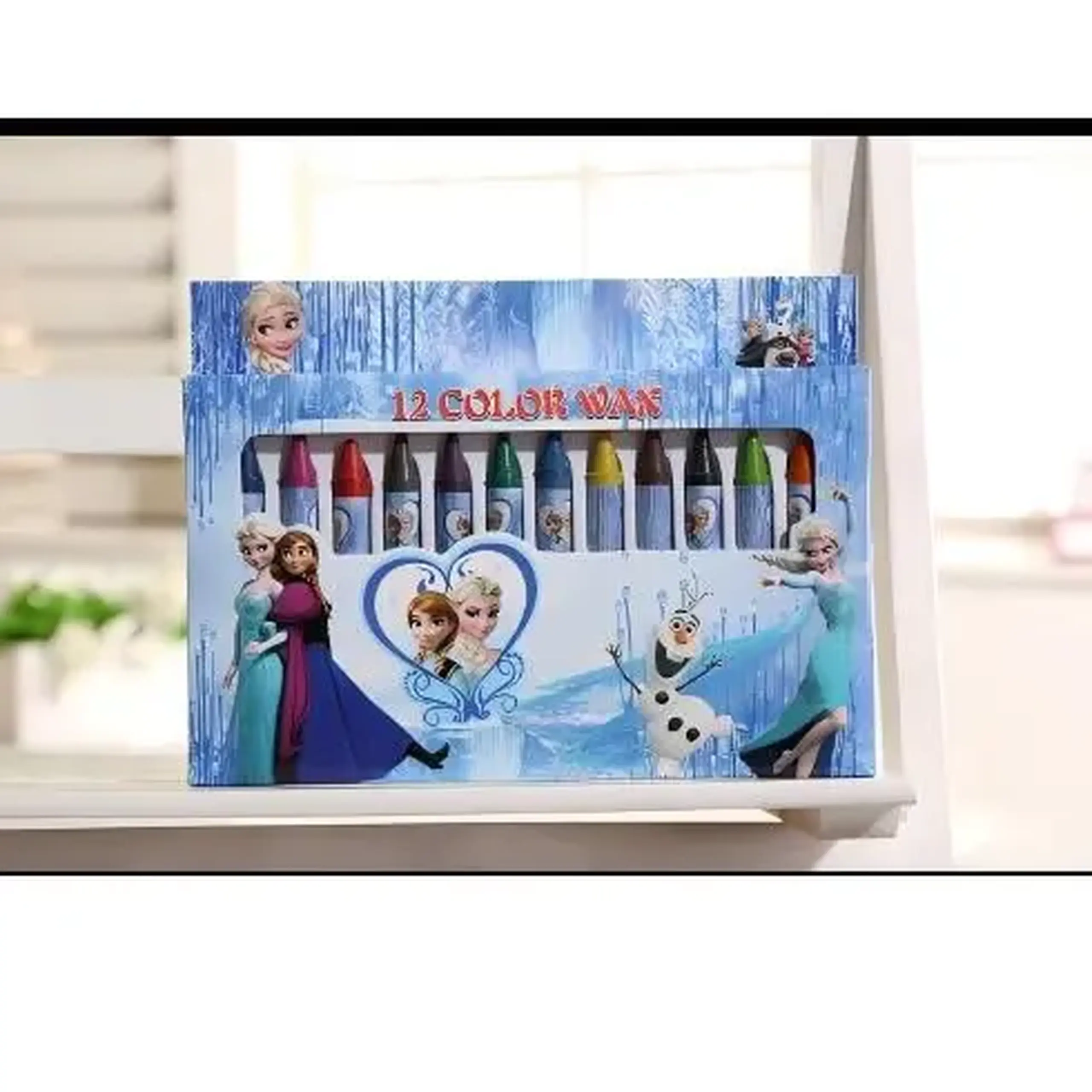 Set creioane (12 pcs)