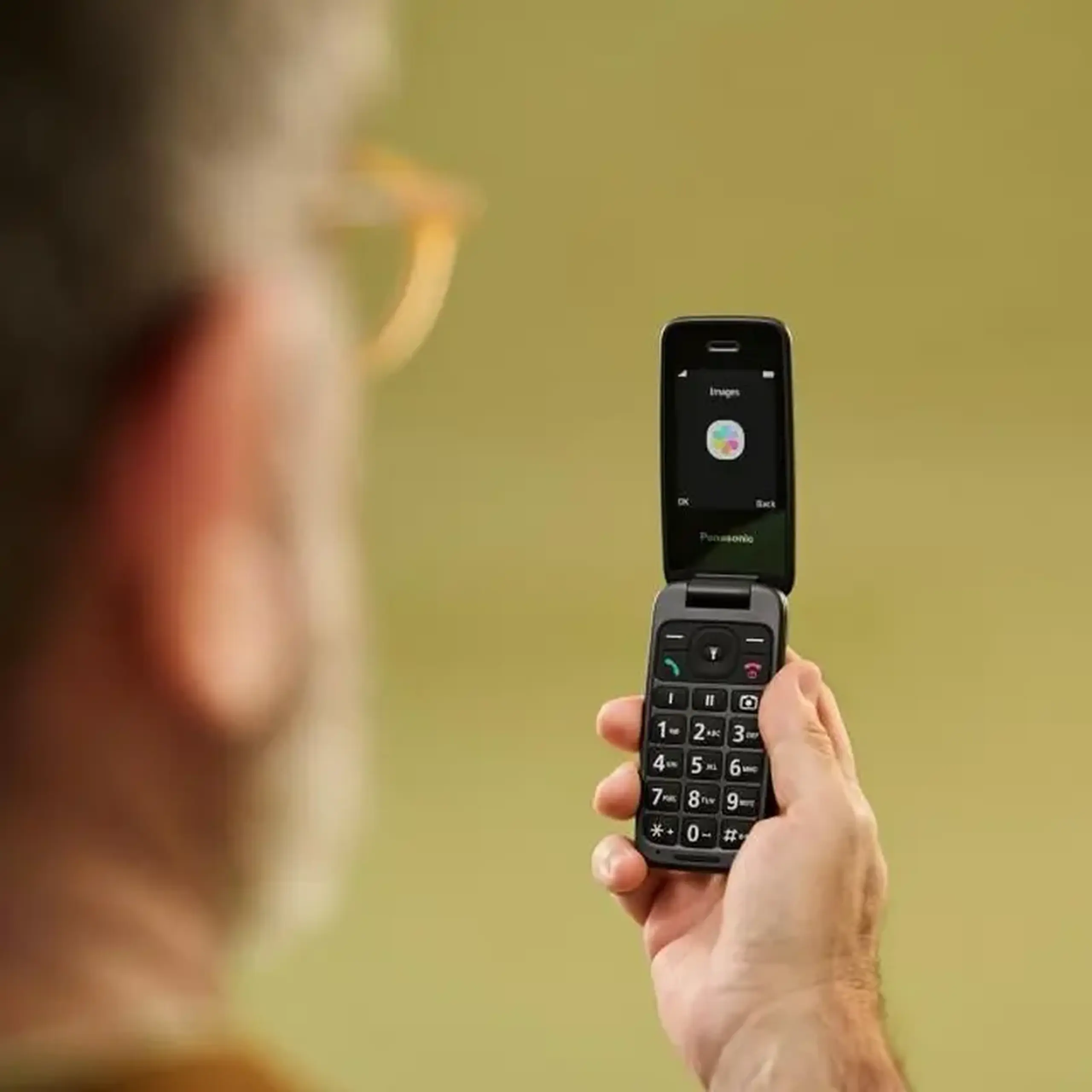 Telefon mobil Panasonic KX-TU410, Negru