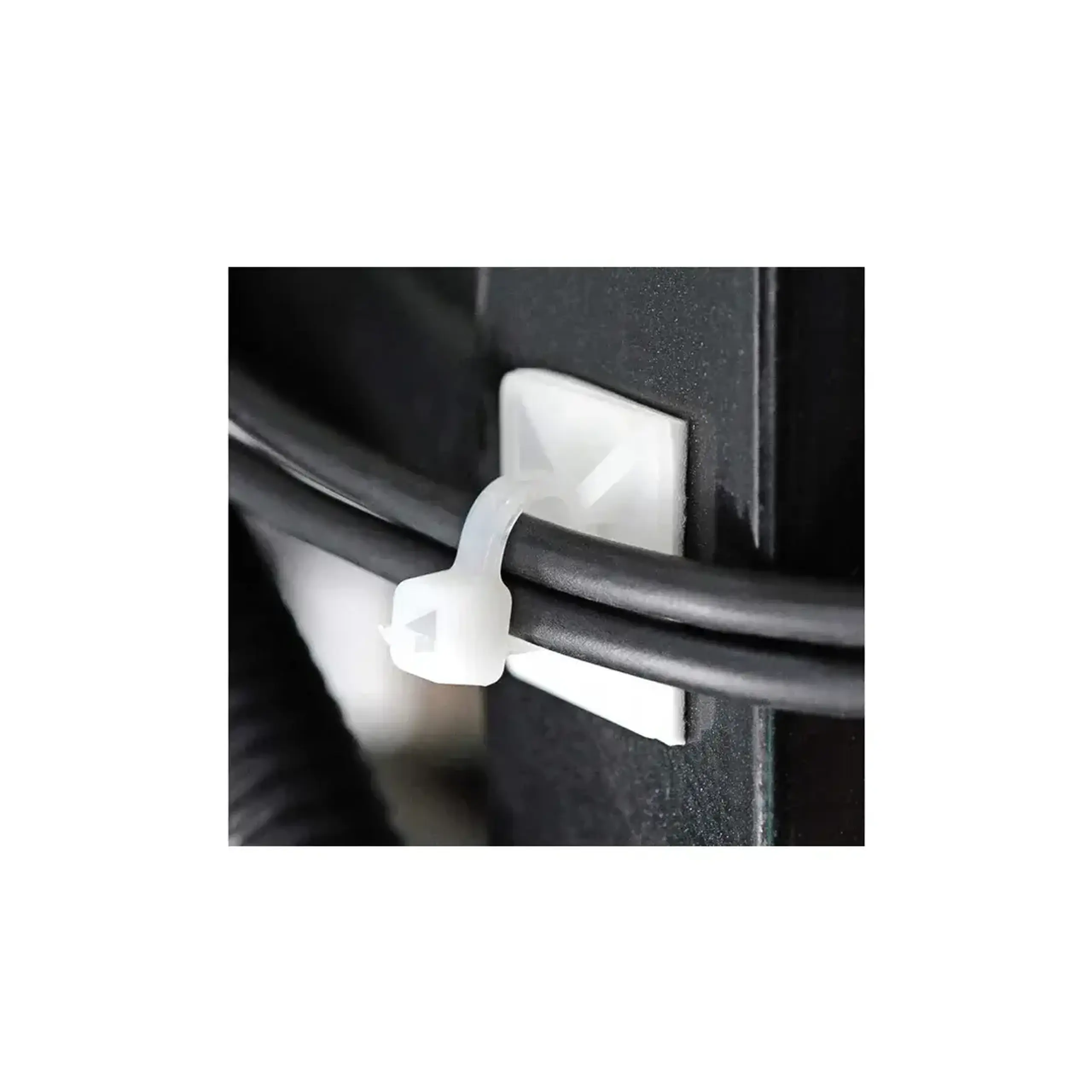 Platformă autoadezivă pentru cablu ORNO 20 x 20 mm 10 buc. Alb Plastic