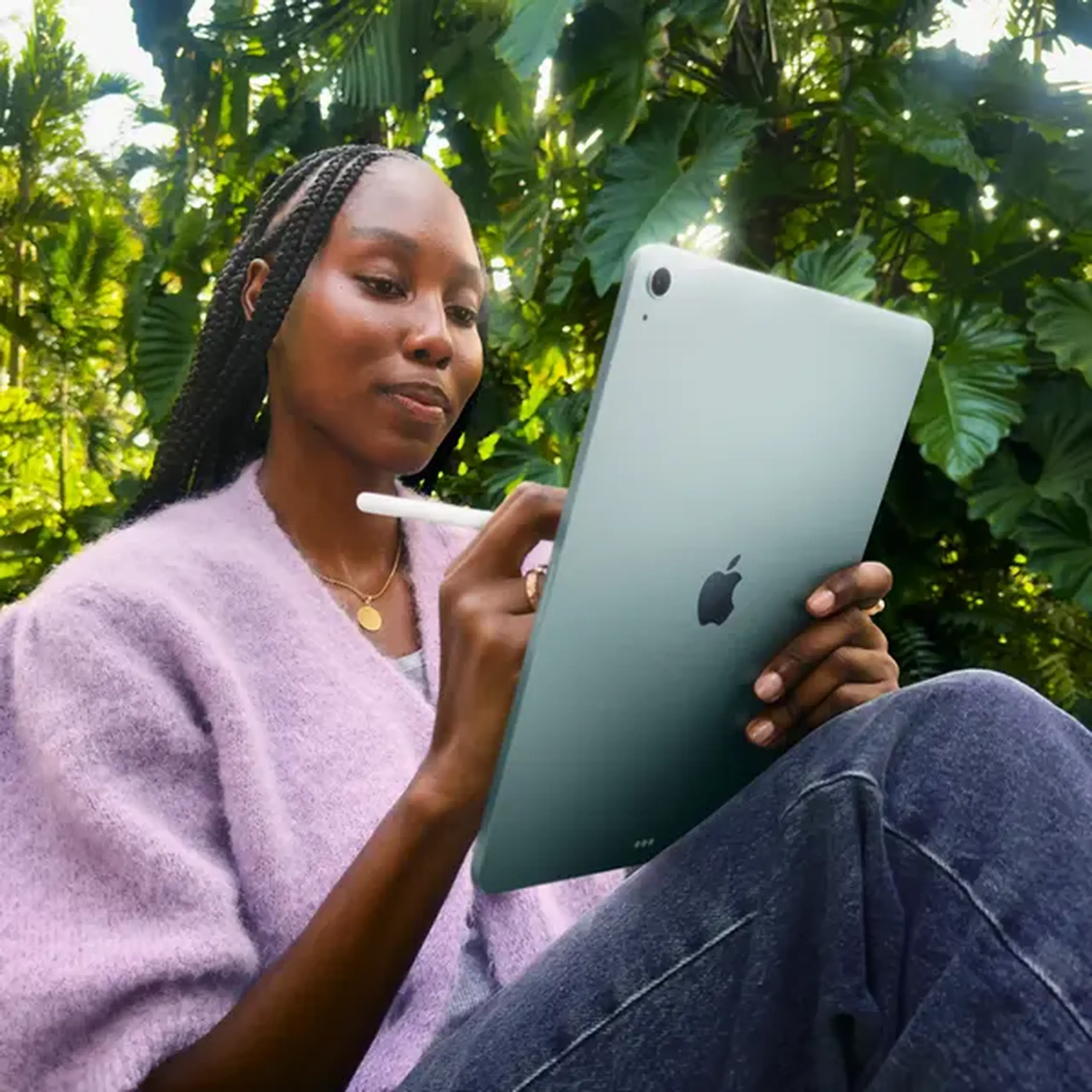 Tabletă Apple iPad Air 11 (2026), Wi-Fi, 12GB/256GB, Starlight