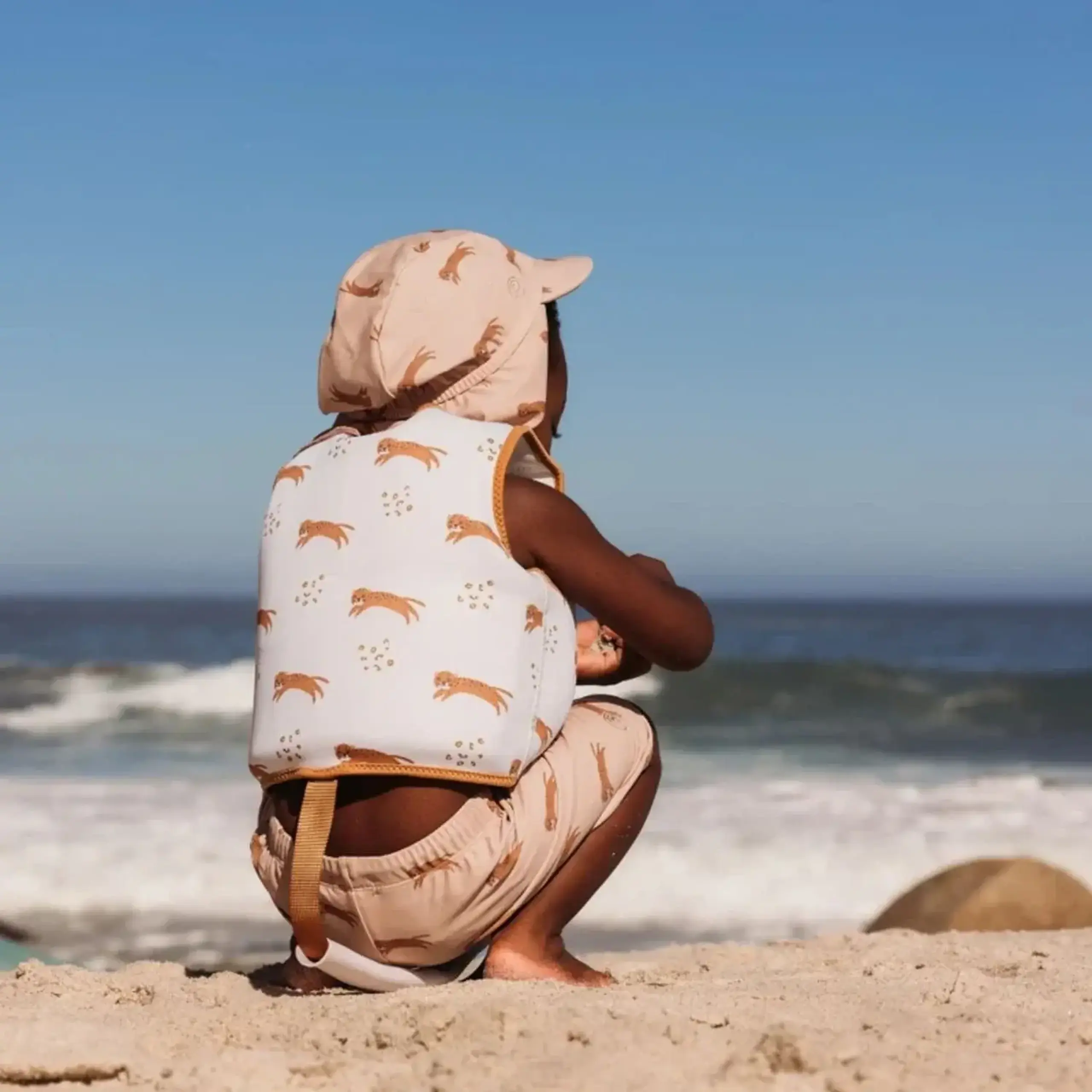 Șapcă UV „Brown Roamer” — Swim Essentials - 0/1 Years