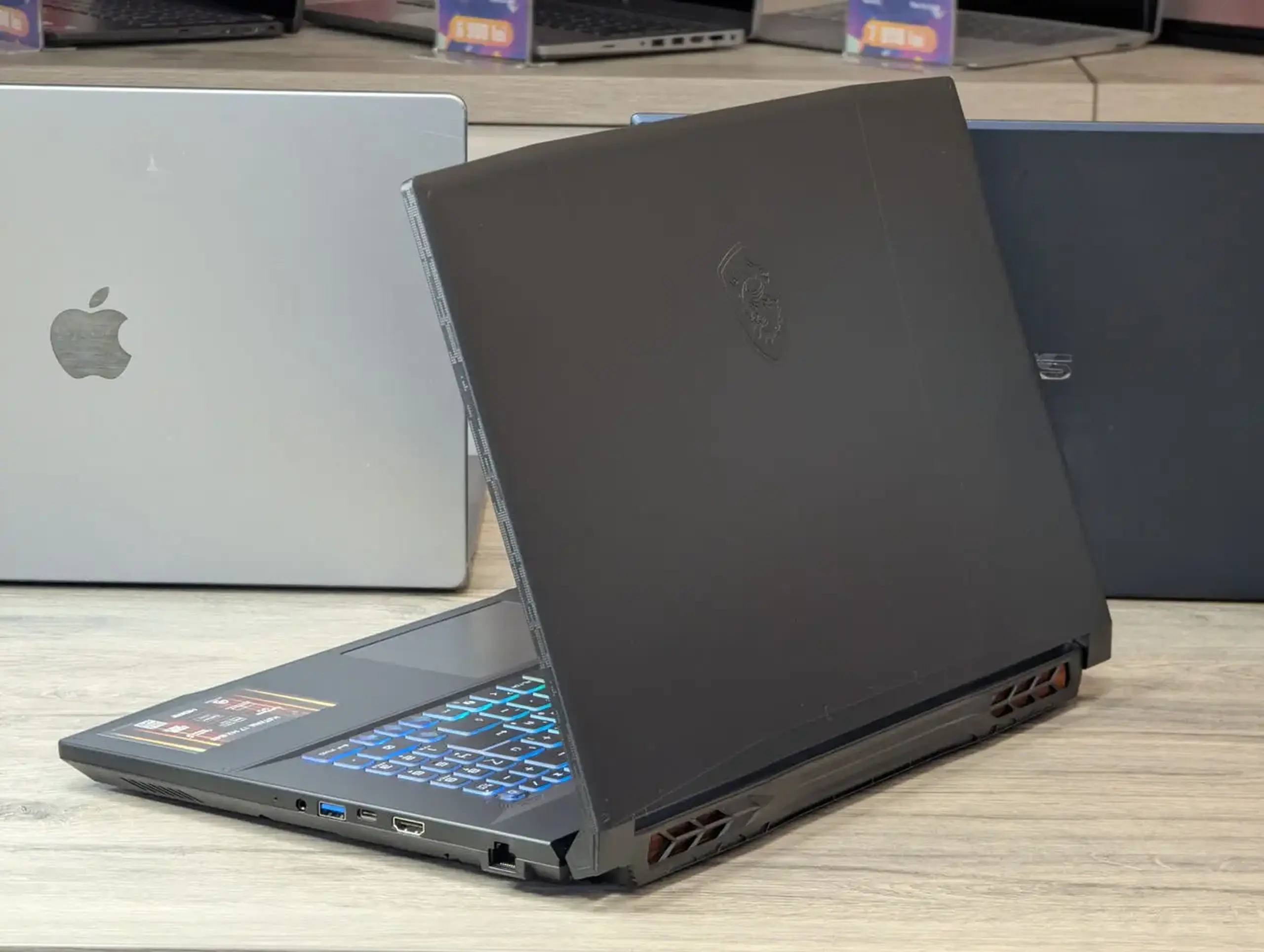 Nou! MSI Katana 17 HX | i7 14650HX | 16GB | 1TB | RTX 5070 | 17.3"