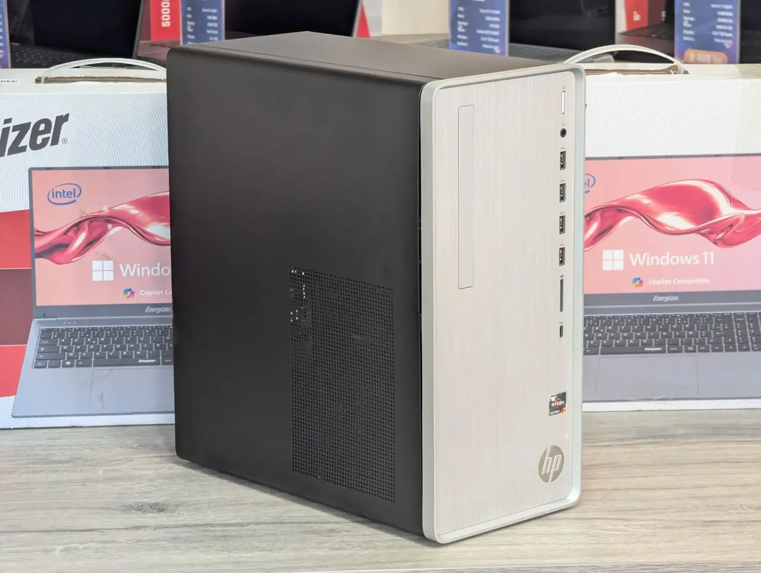 HP Pavilion Desktop TP01-2234 | AMD Ryzen 7 5700G | 16GB RAM | 256GB SSD + 512GB HDD