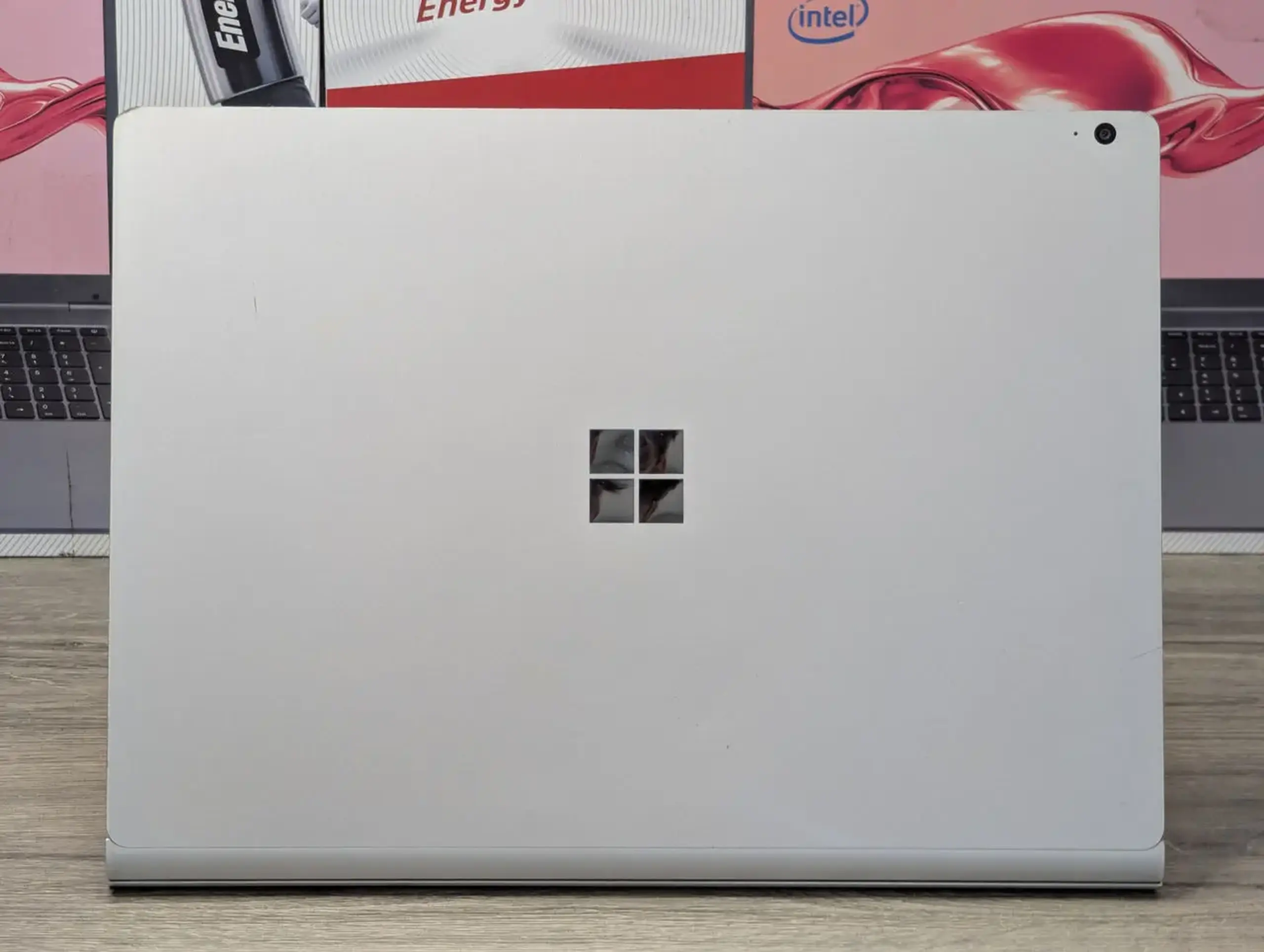 Microsoft Surface Book 3 13.5" Touch | i7-1065G7 | 16GB | 256GB | GTX 1650