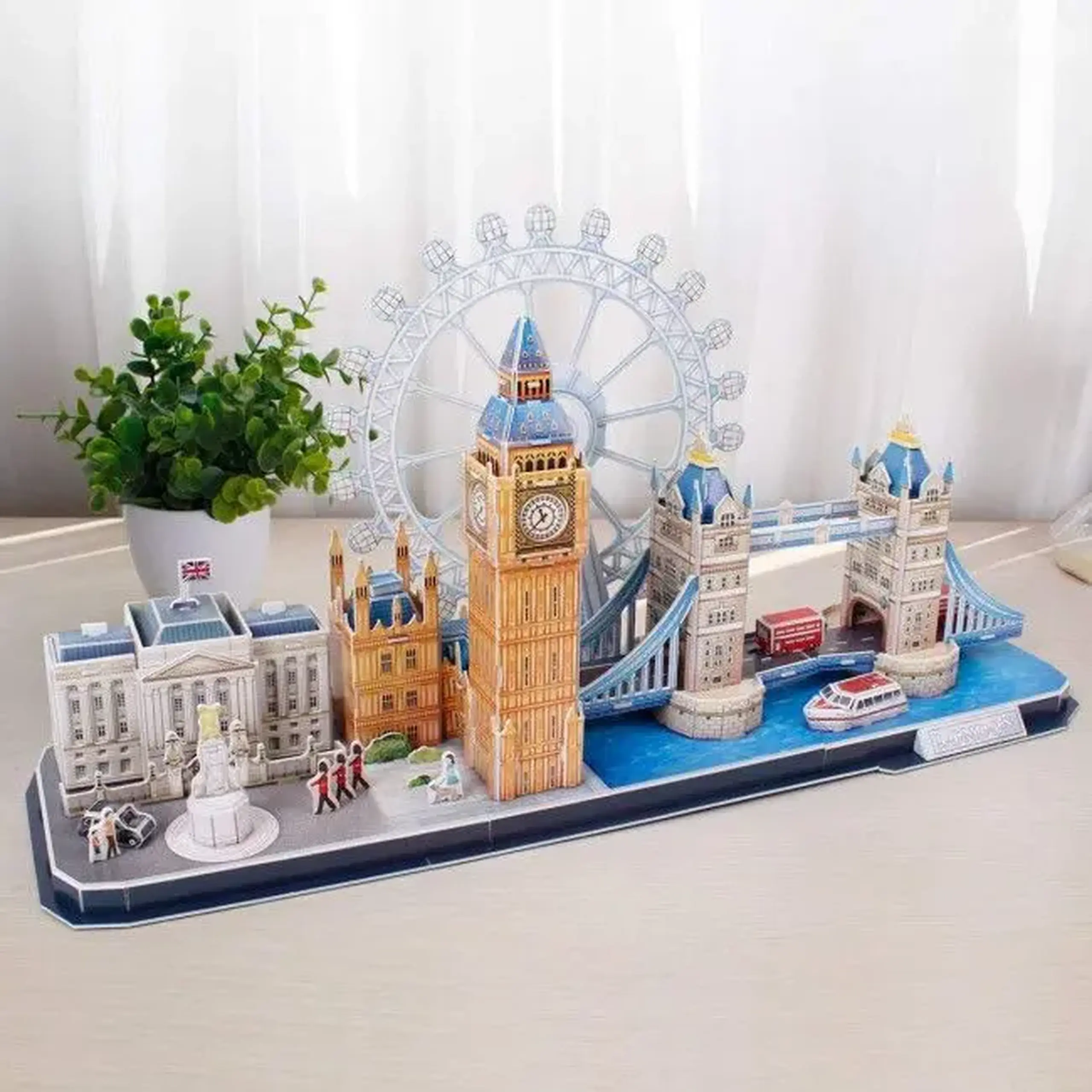 3D puzzle "Atracțiile turistice ale Londrei", 107 elemente