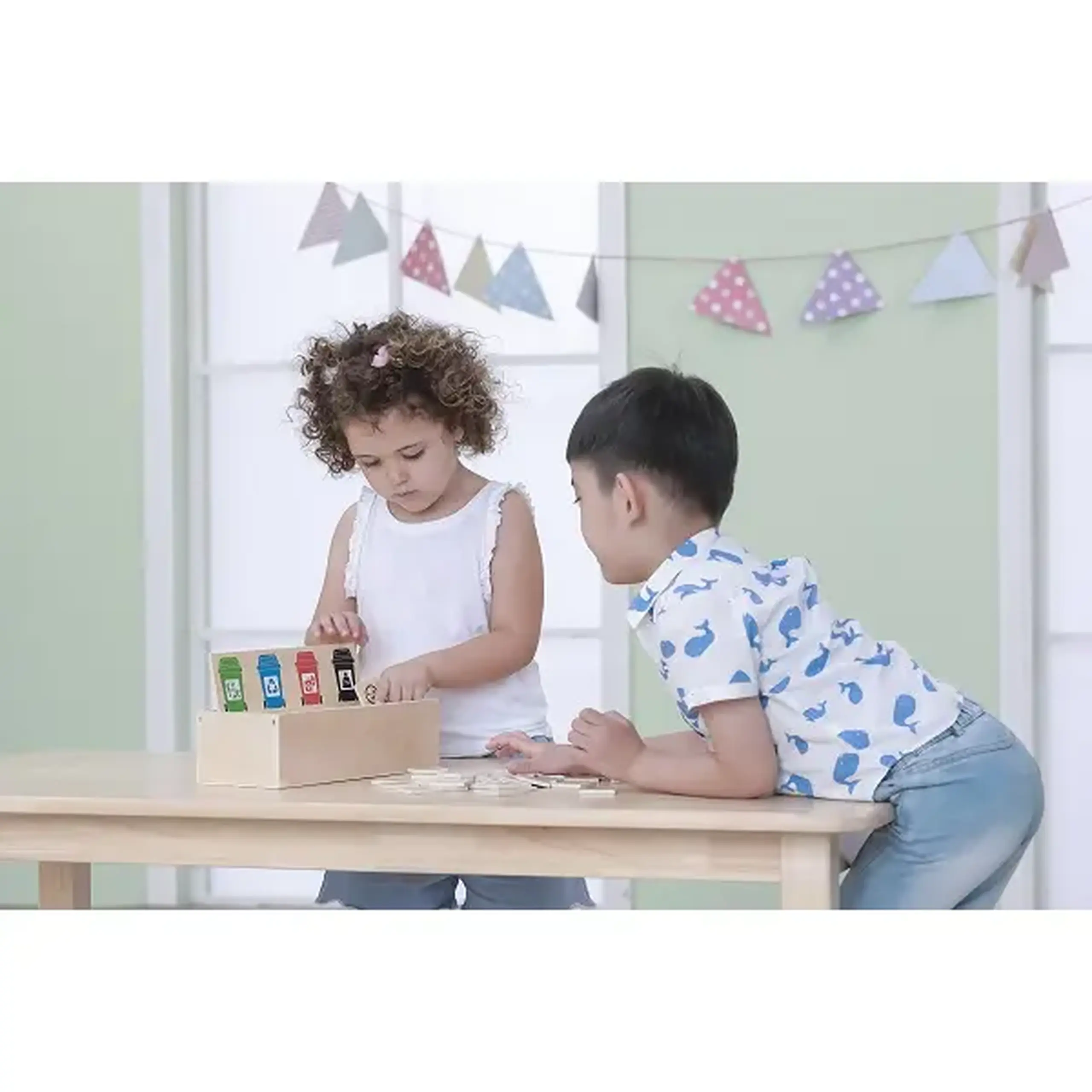 Joc de sortare din lemn “Sortarea deșeurilor”