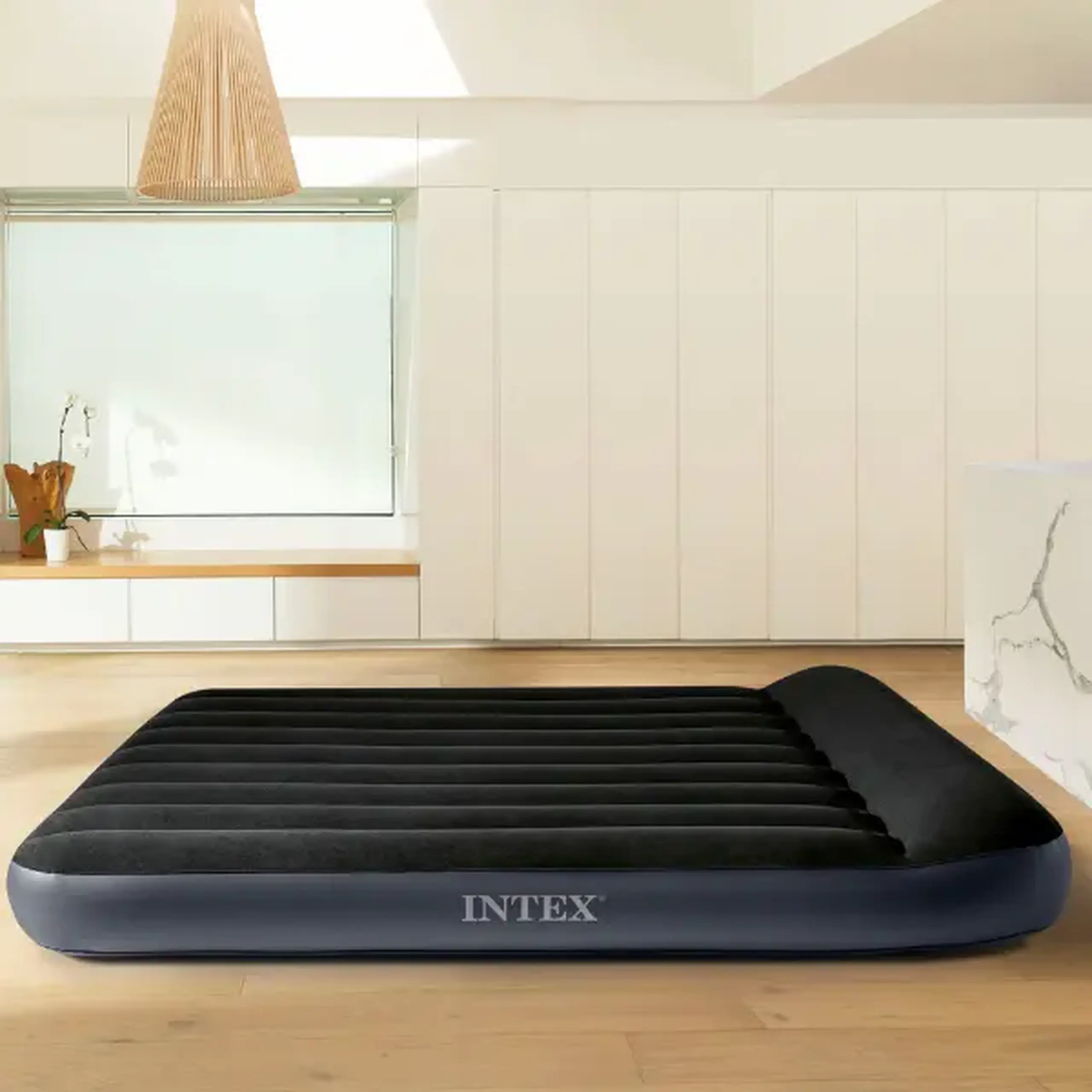 INTEX Saltea gonflabilă “Velur Classic” 152x203x25cm cu tetieră și pompă încorporată 220V, până la 272 kg