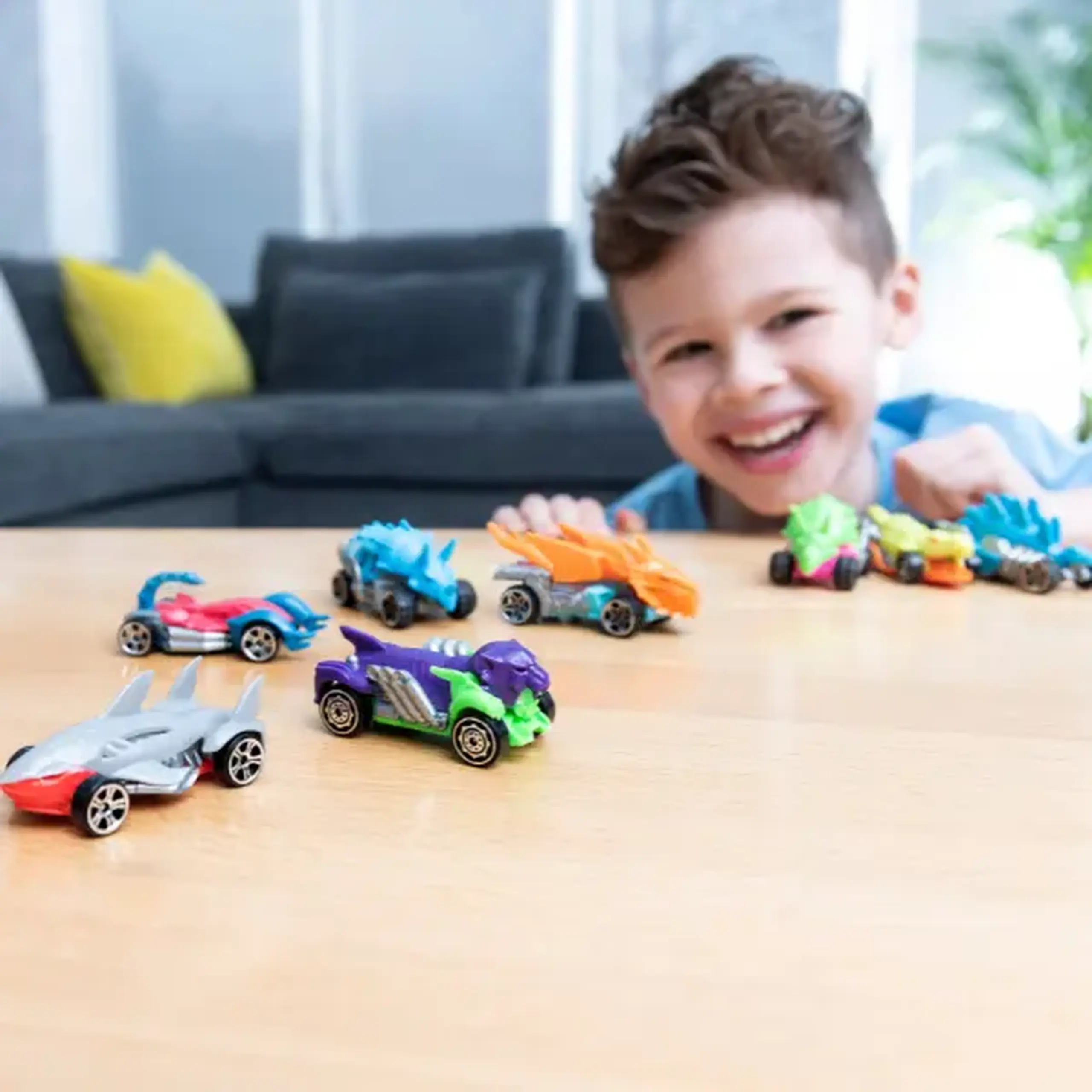 Set de 10 mașini Teamsterz Beast Machines Die-Cast, în as.